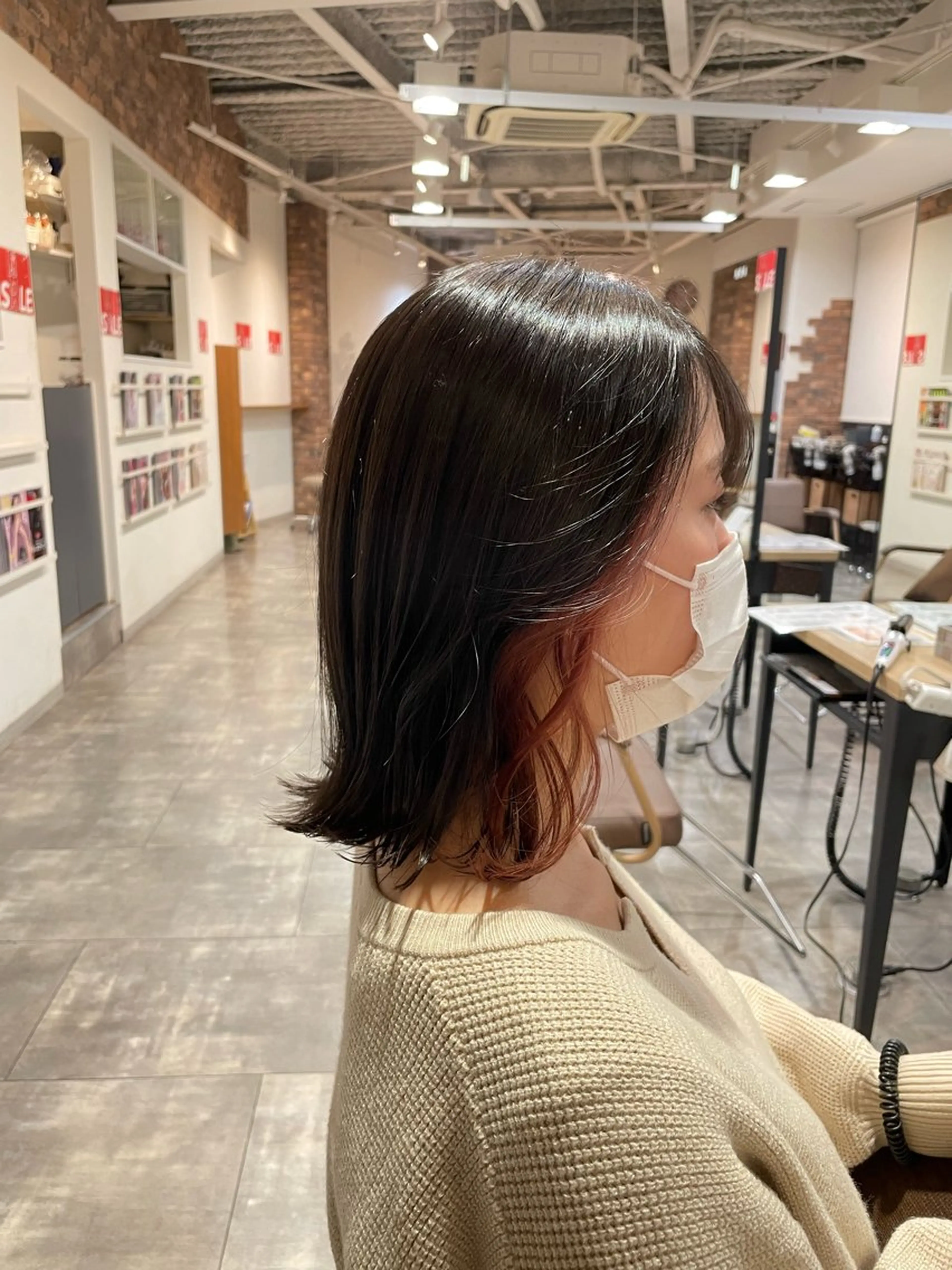 ミディアム カラー ピンクカラー ボブ 外ハネヘア 髪質改善/レイヤー /ボブ/中村莞太朗のヘアスタイル