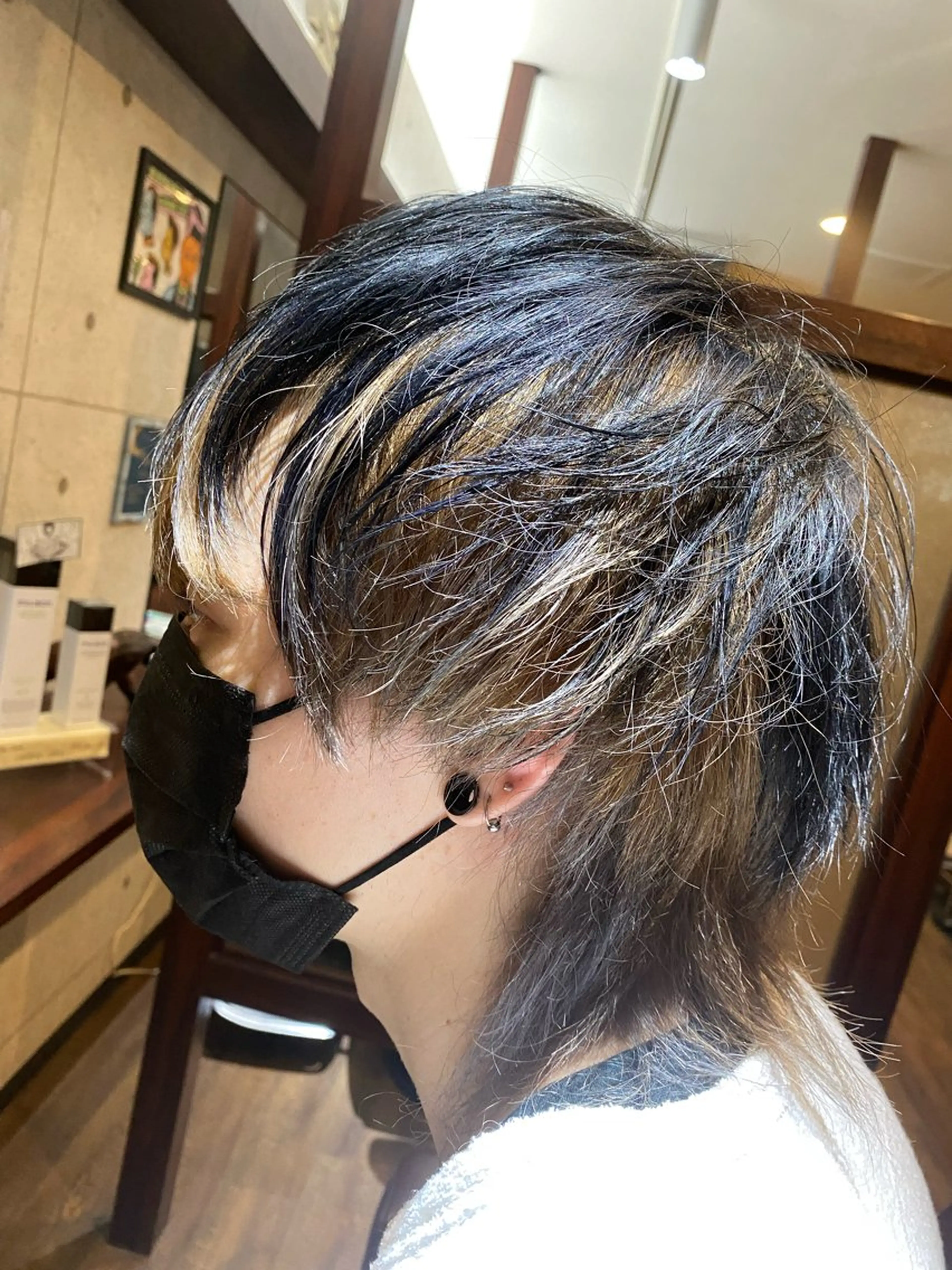 ショート カラー ブリーチ デザインカラー うる艶髪 🌸RYO🌸のヘアスタイル