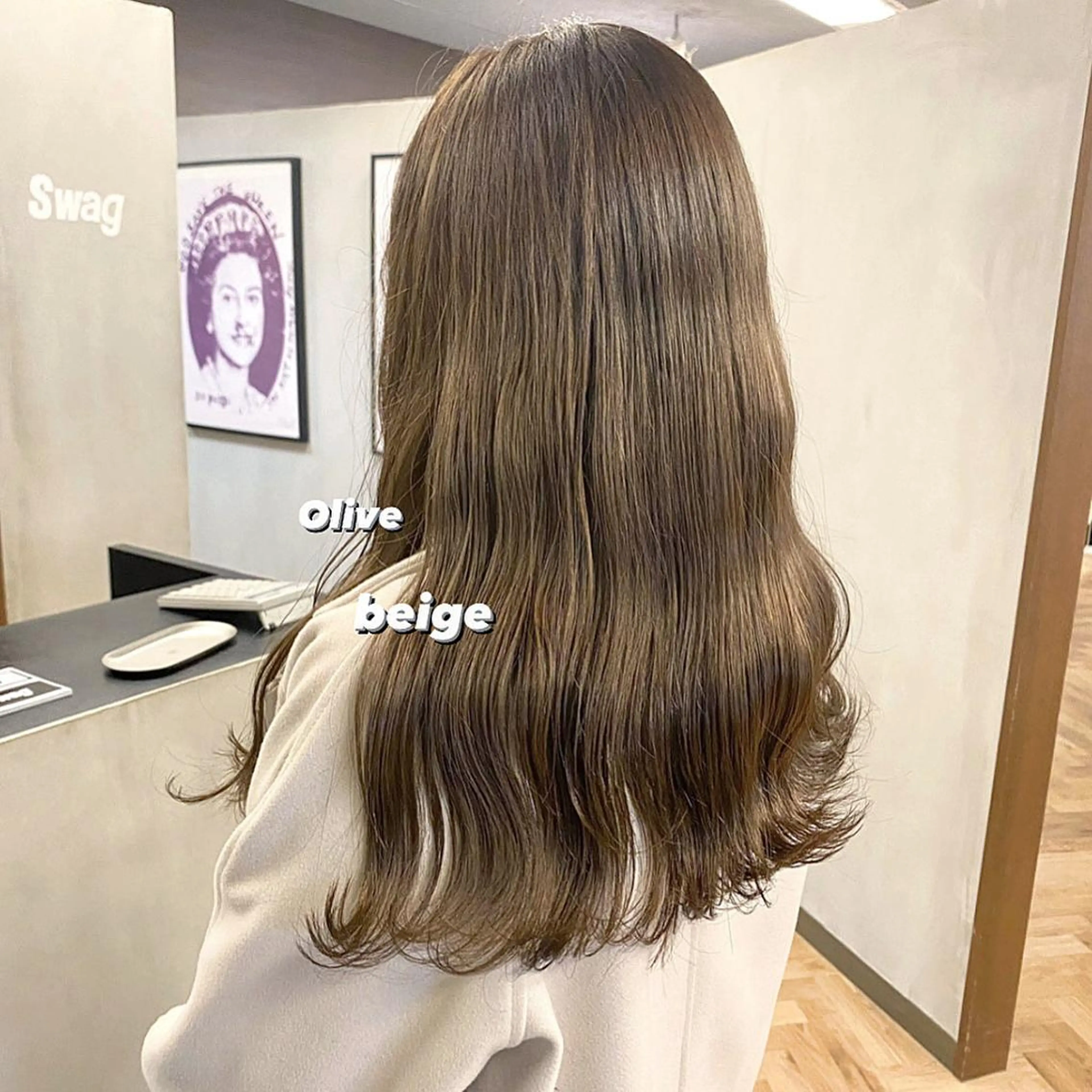 ロング カラー パーマ ヘアアレンジ メンズ キッズ ネイル マツエク・マツパ ベージュカラー 赤色 前川 朋香のヘアスタイル