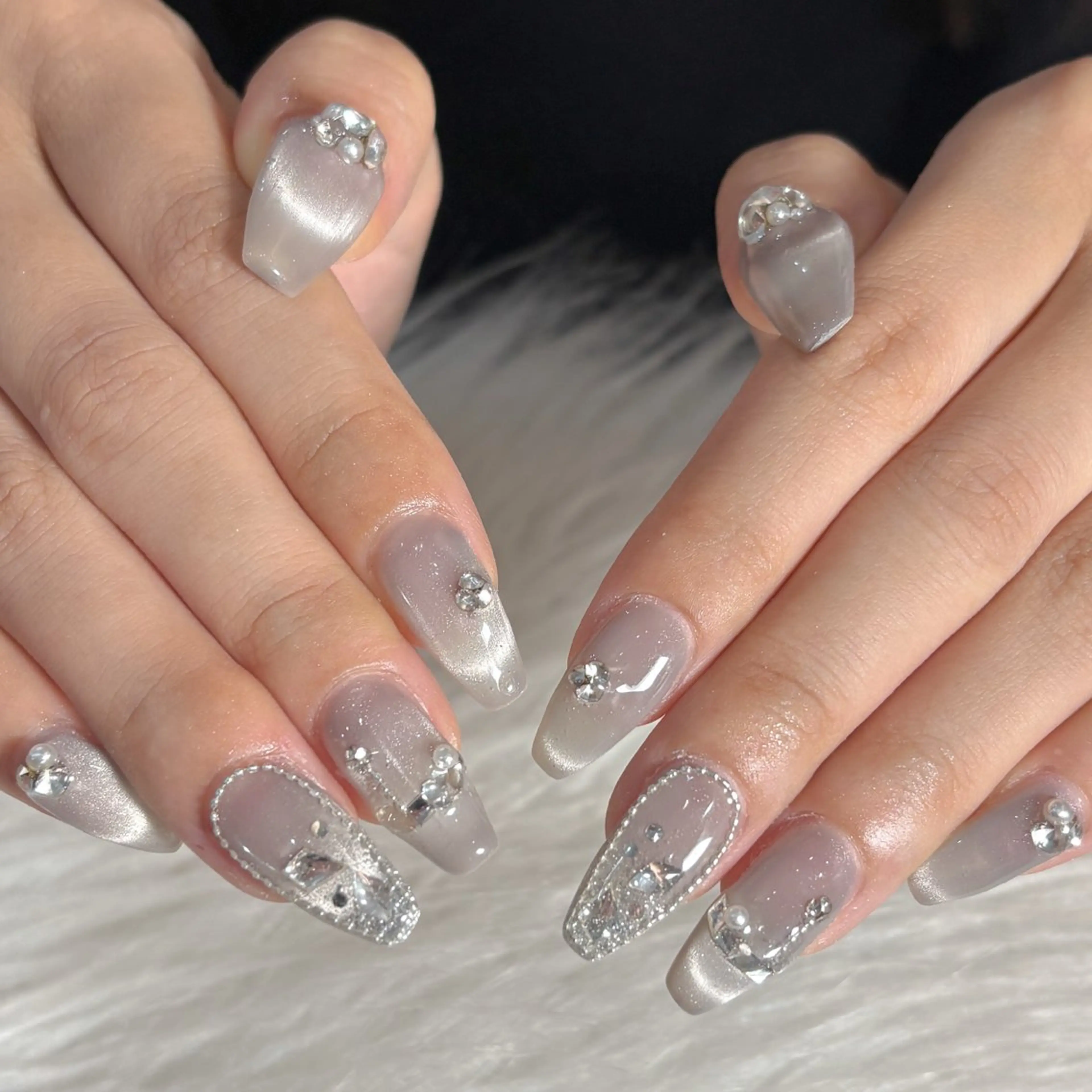 ネイル ハンドネイル LAVISH manaのネイルデザイン