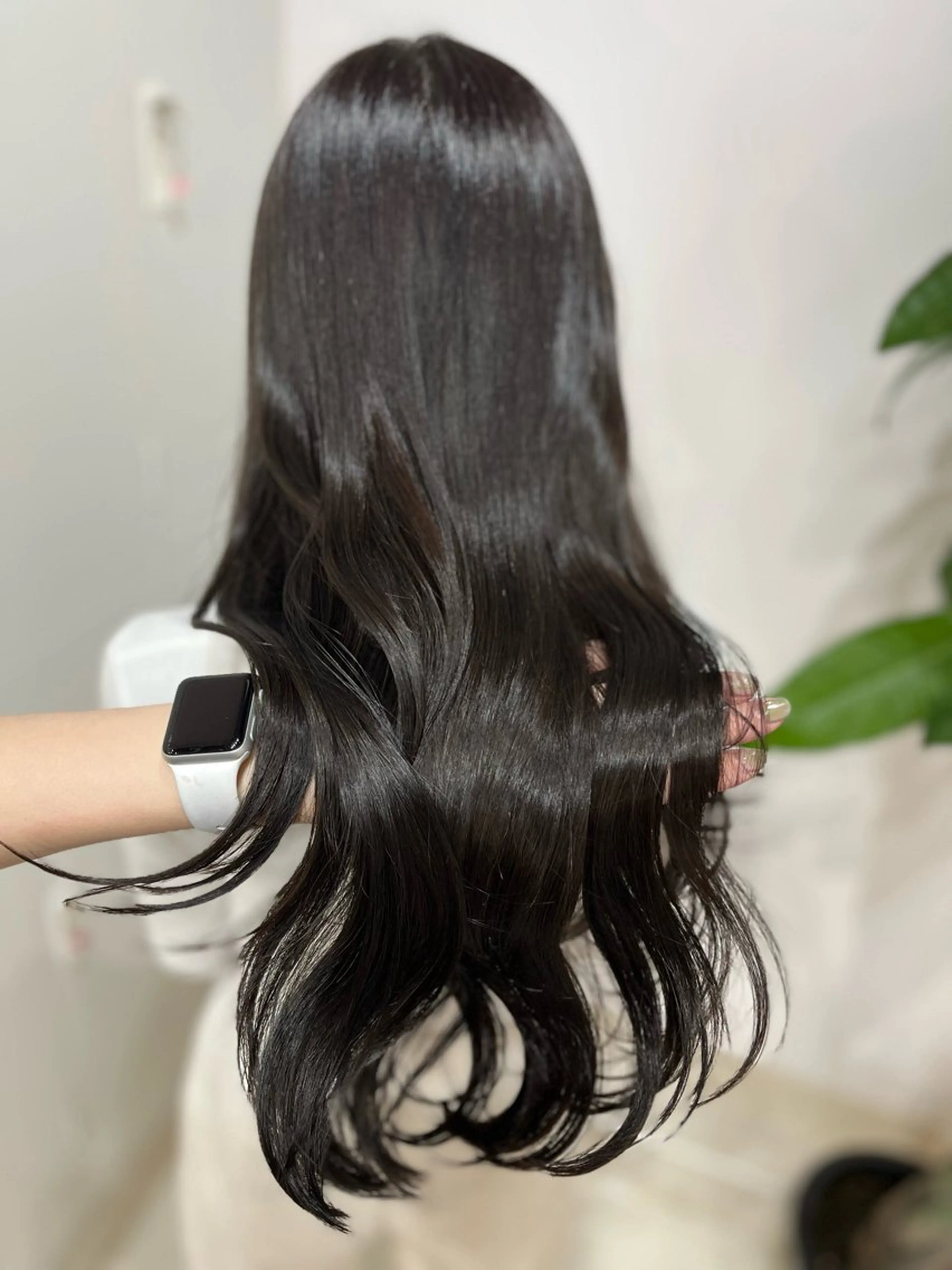 ロング カラー グレージュ オリーブグレージュ オリーブグレー カット ヘアカラー トリートメント 🫧ぷる艶カラー🫧 Yuubi🦩のヘアスタイル