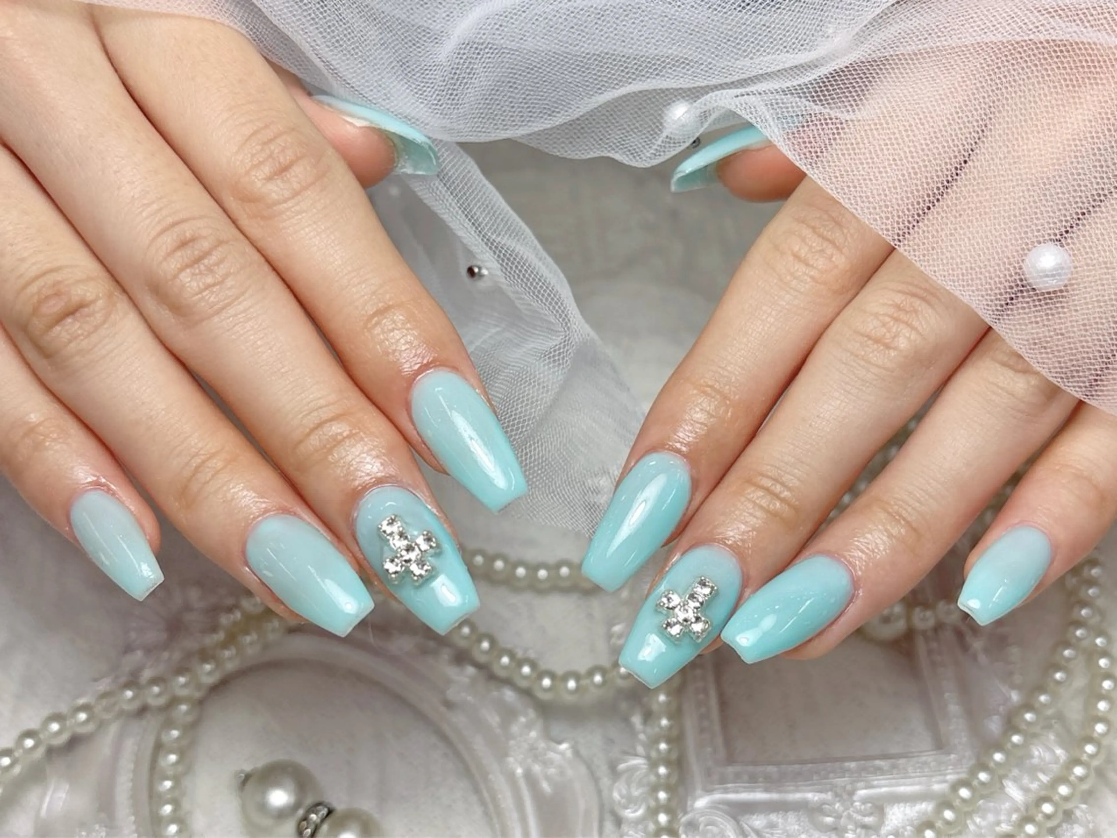 ネイル ジェルネイル 韓国ネイル マグネットネイル 持ち込み ワンカラーネイル ハンドネイル ハンドケア R1🎀Nail💕 池袋東口店のネイルデザイン