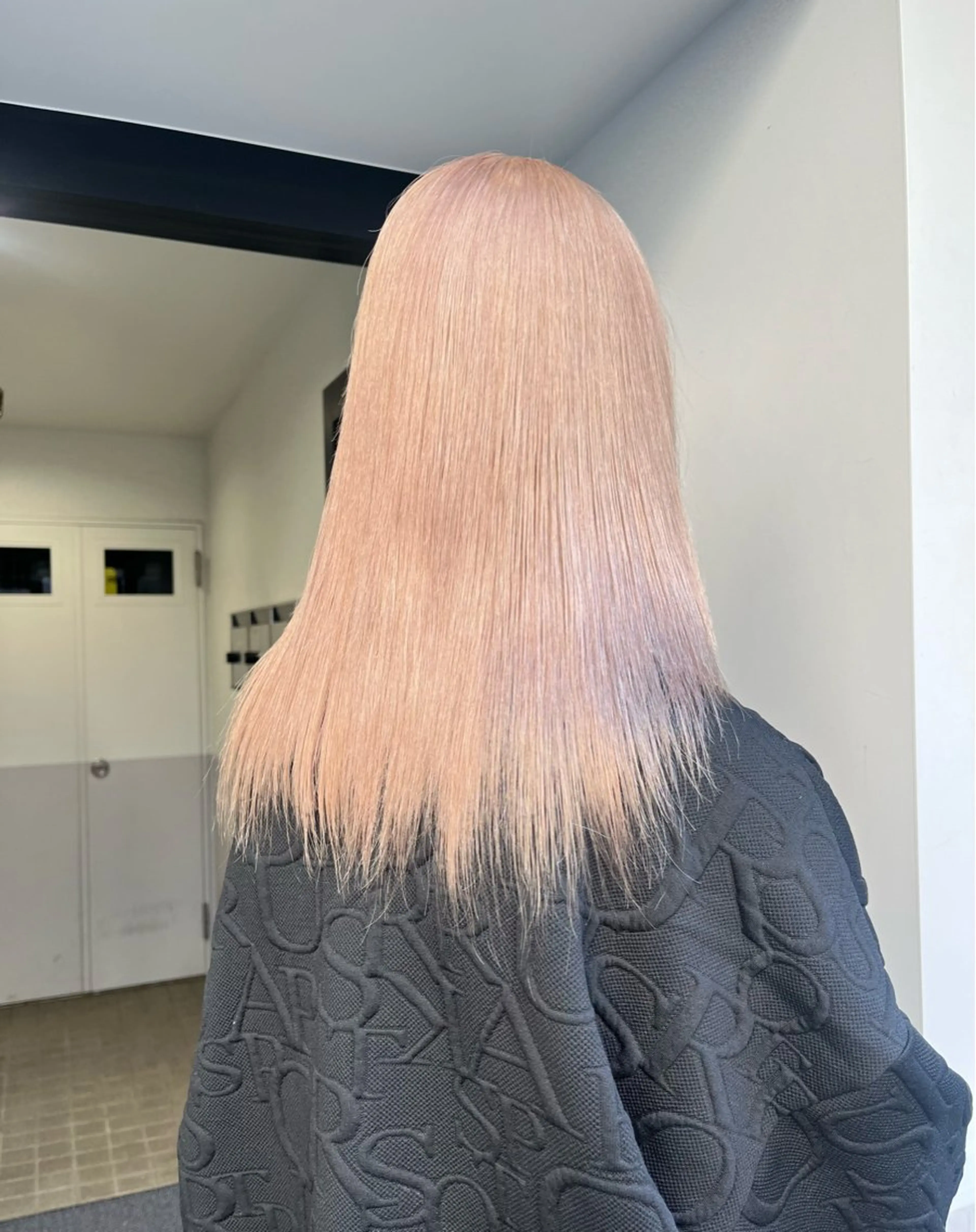 ロング カラー ブリーチ ブロンド ピンクカラー ヘアカラー トリートメント レイヤー/艶カラー/ KIHO🥥︎のヘアスタイル