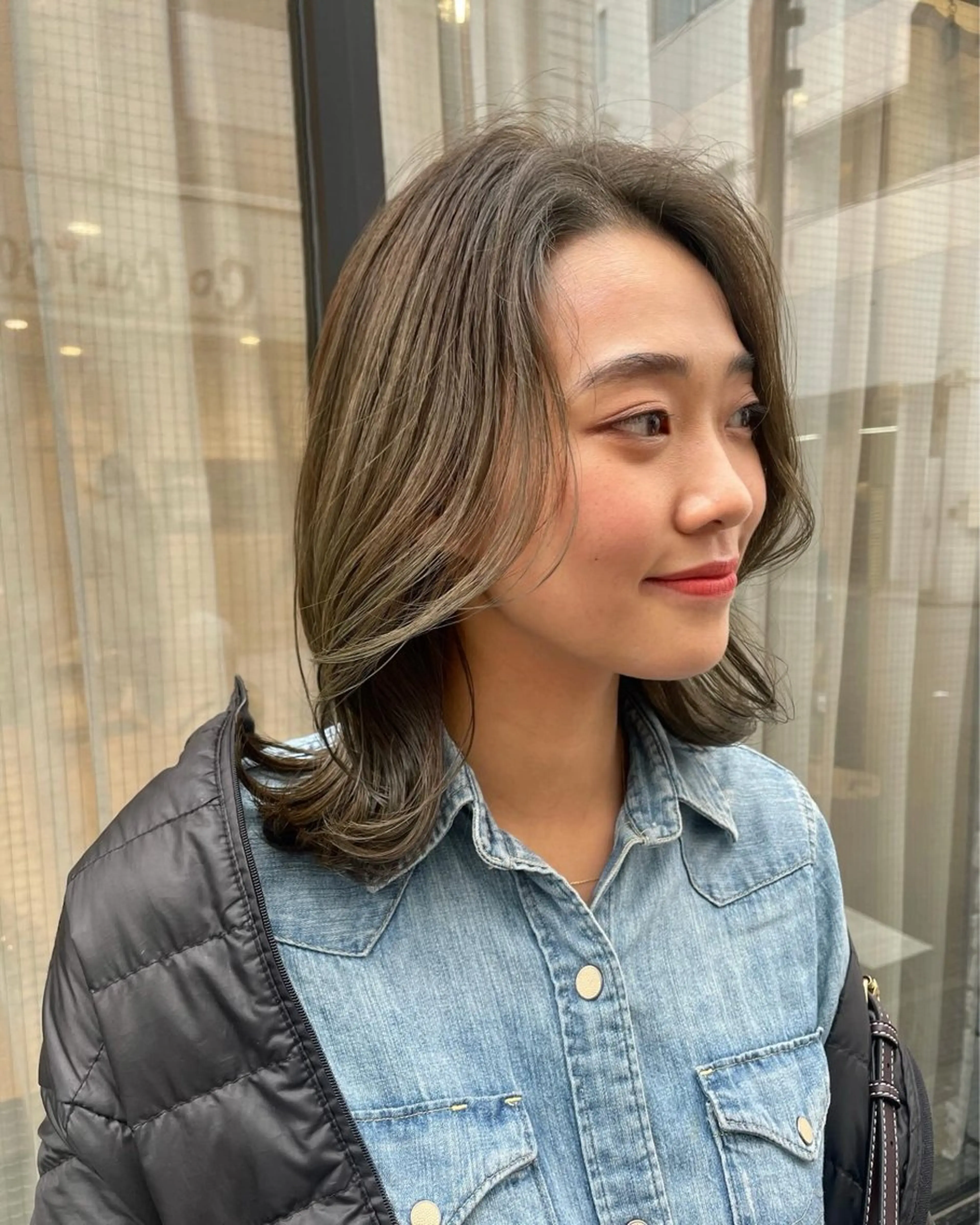 ミディアム カラー ベージュカラー オリーブベージュ カット ヘアカラー カラー/レイヤー/ 髪質改善/PAAQのヘアスタイル