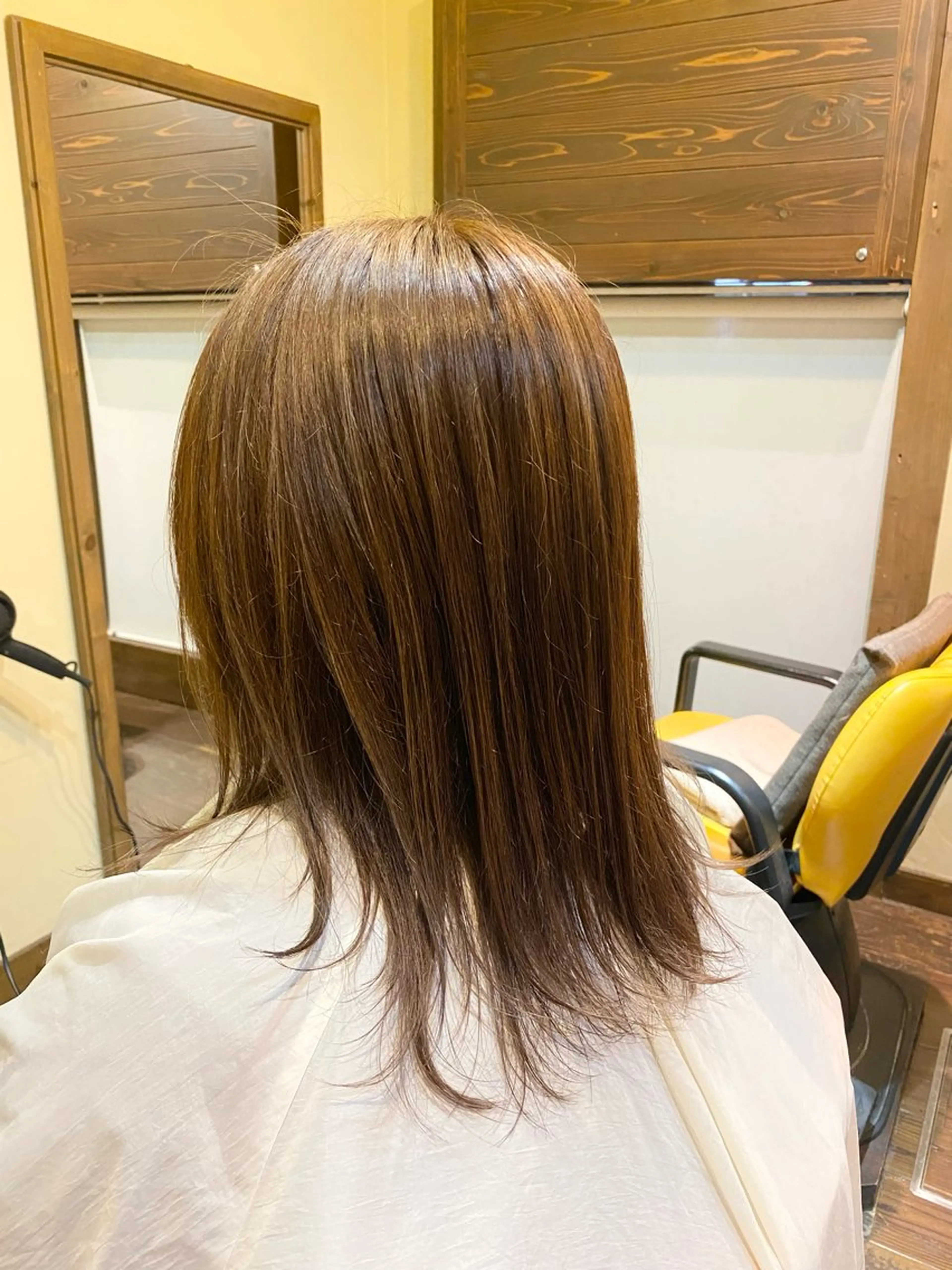 カラー ベージュカラー ブリーチ インナーカラー ブリーチなしカラー saya (サヤ)のヘアスタイル