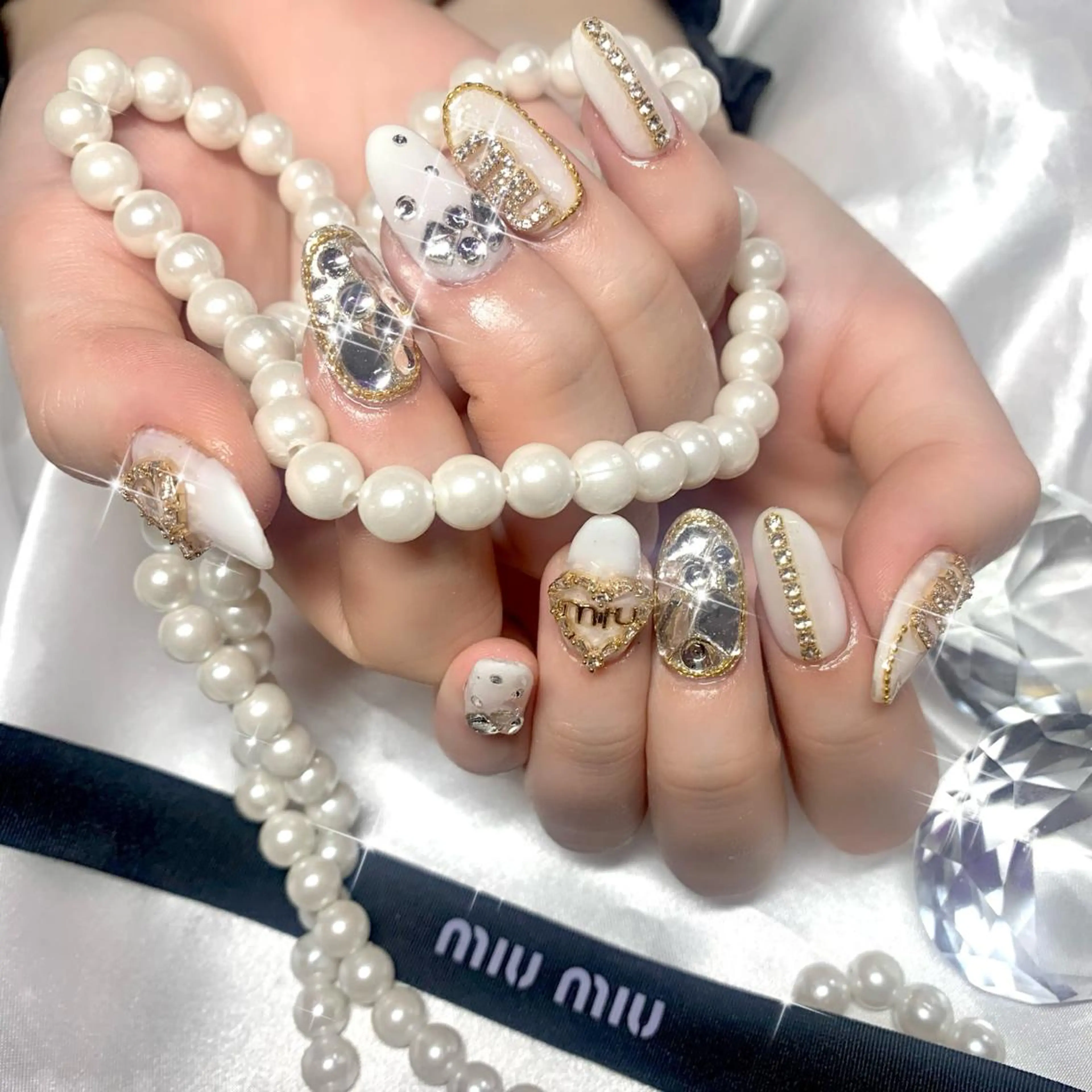 ネイル élu by Noriko 前原のネイルデザイン