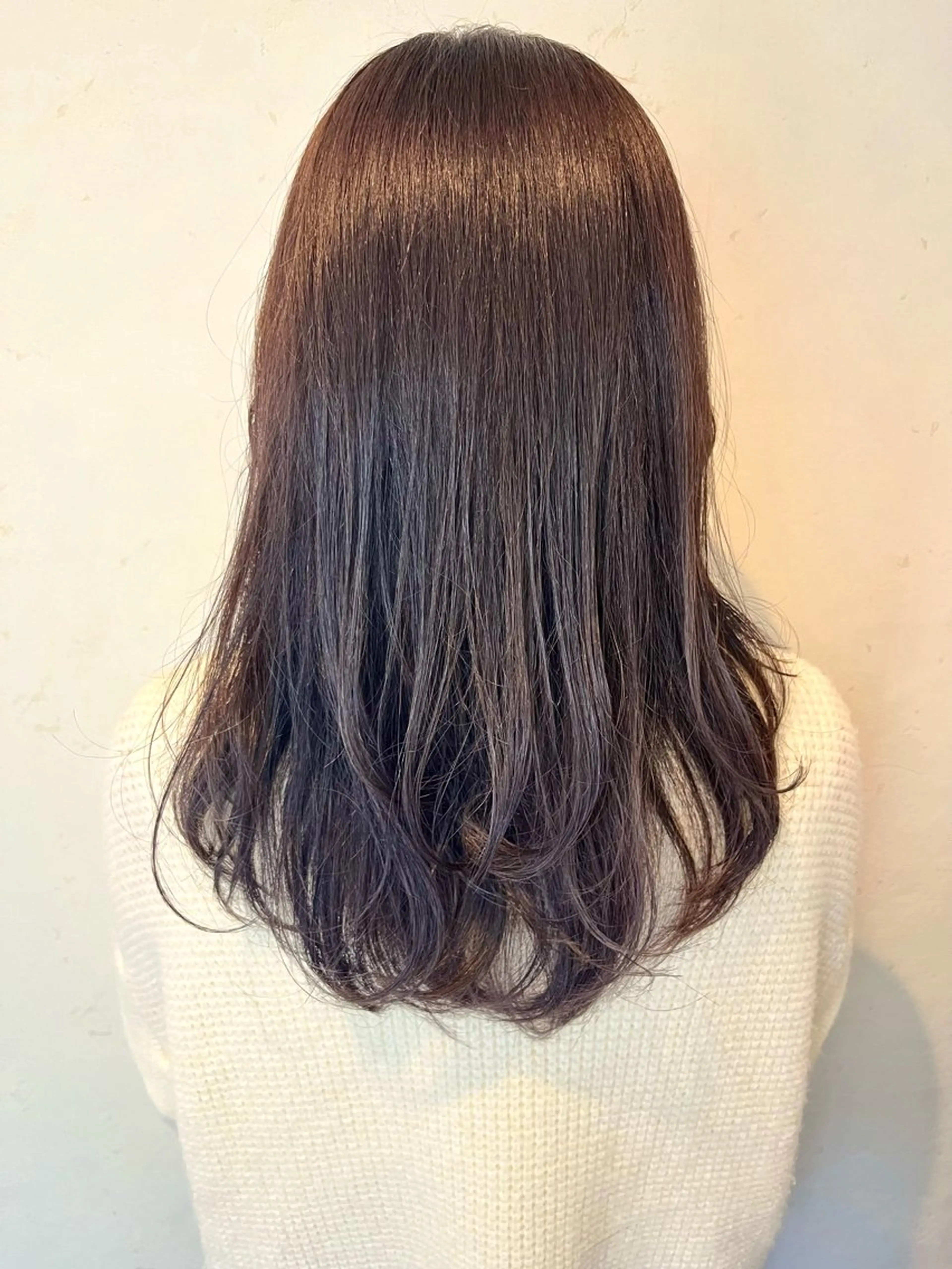 セミロング カラー 伊藤 さやかのヘアスタイル