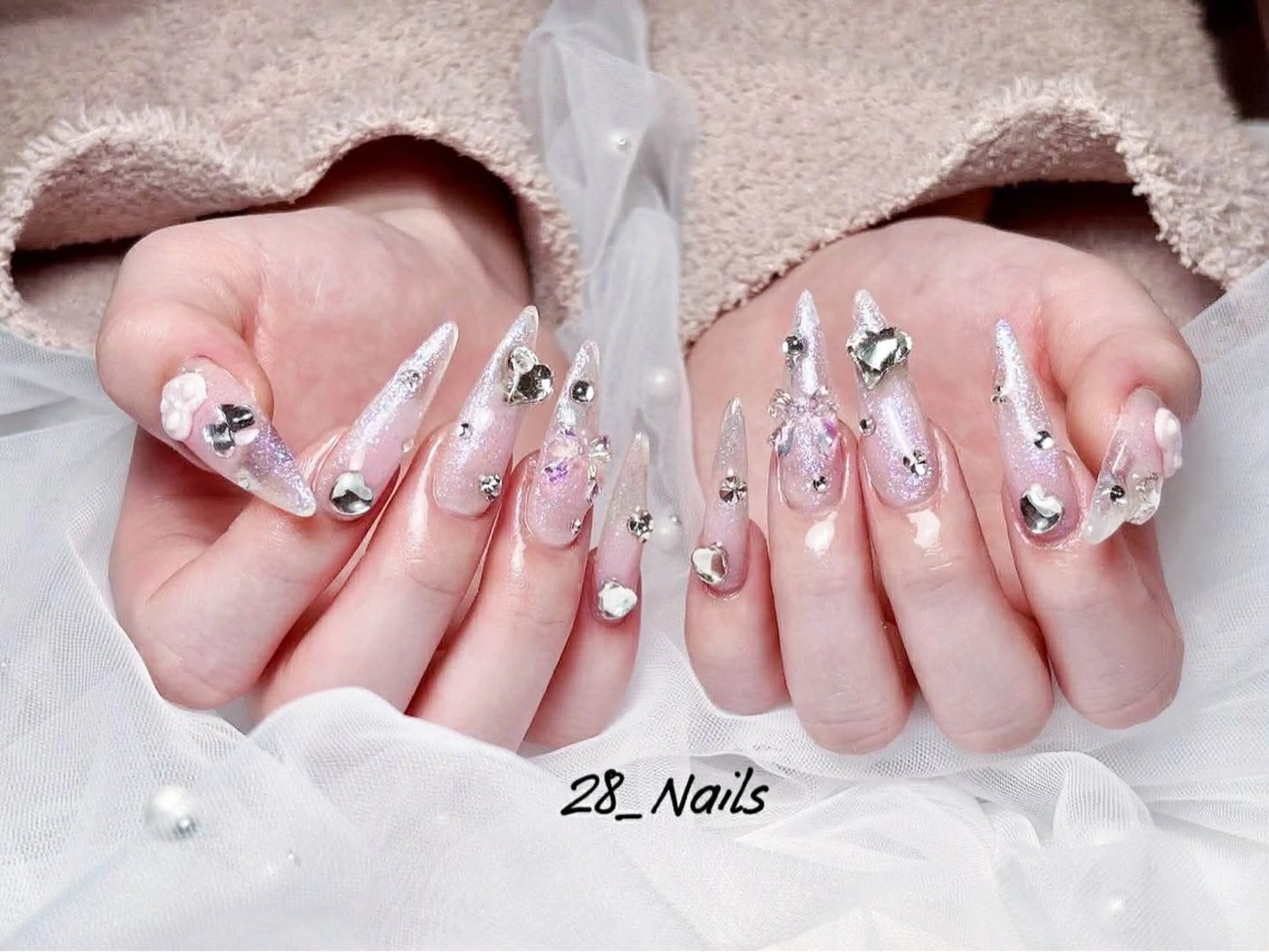 ロング トゥー フエンのネイルデザイン