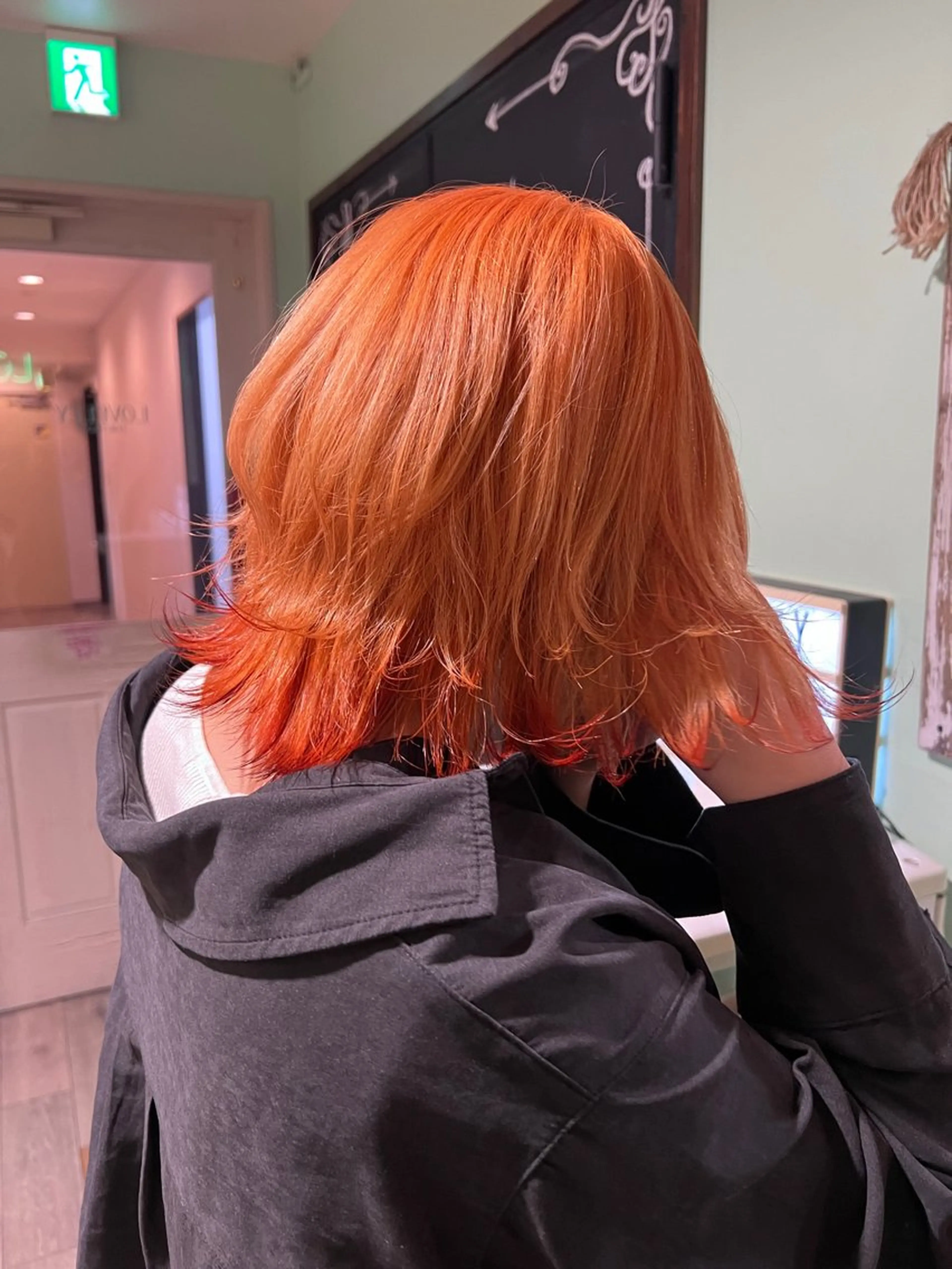 ミディアム カラー ブリーチ デザインカラー ウルフカット カット ヘアカラー トリートメント 🌈デザインヘア職人 Kaede🌈のヘアスタイル