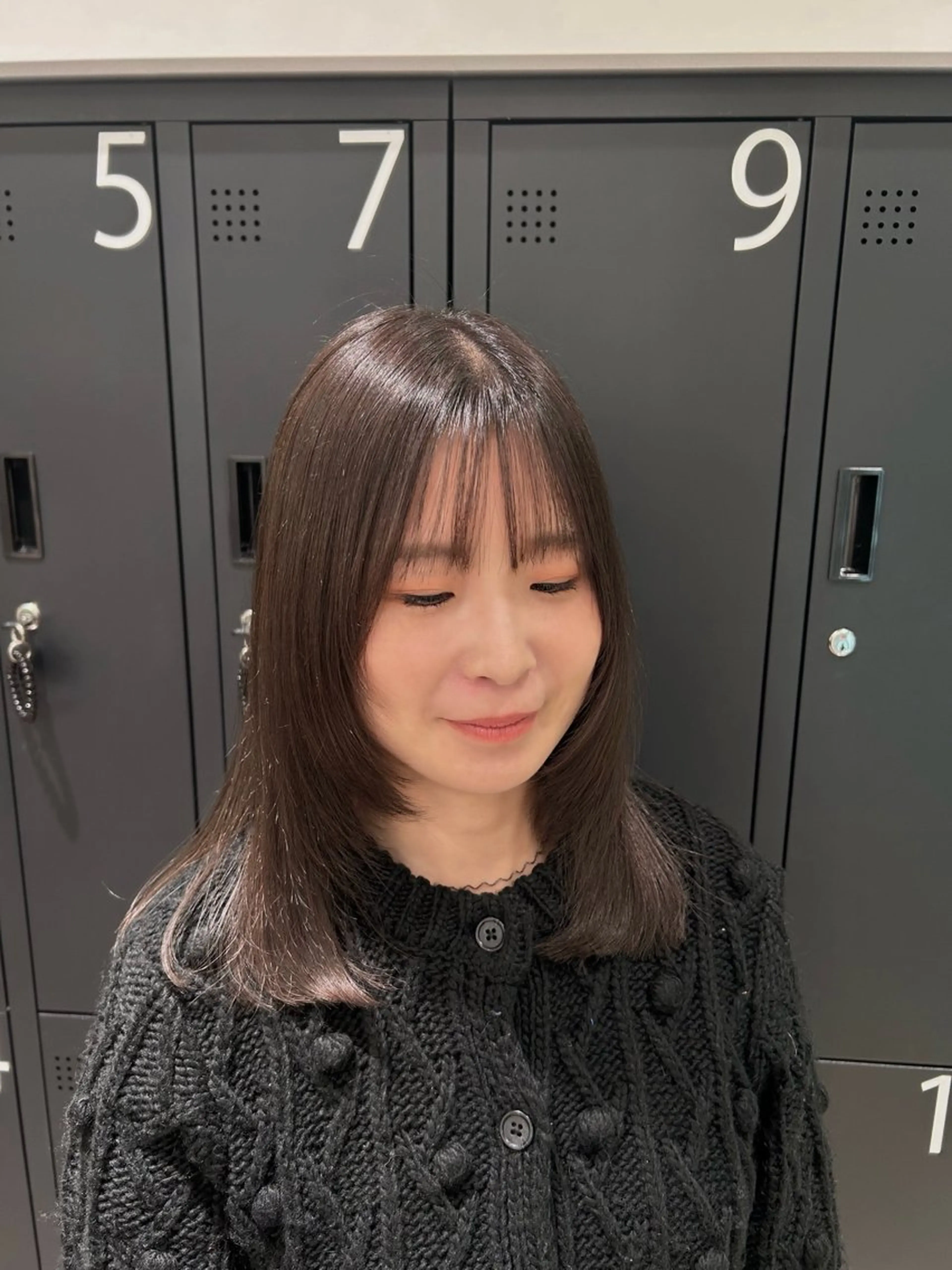 ミディアム 顔まわりレイヤー 顔周りカット レイヤーカット 松下 奈央のヘアスタイル