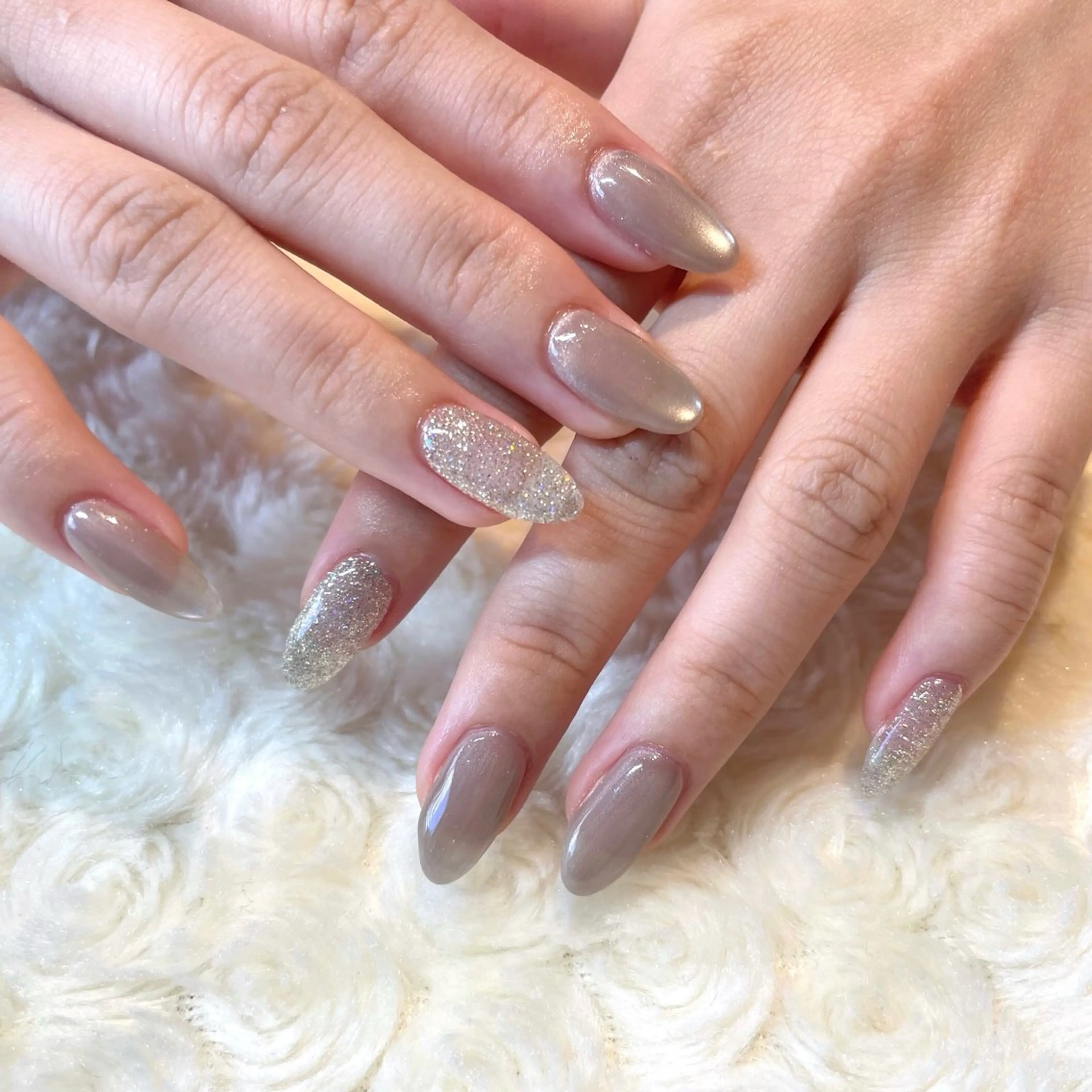 グリッター・4ミクロンマグネット💅🏻 (オフ込)新規¥5400再来¥5600の写真