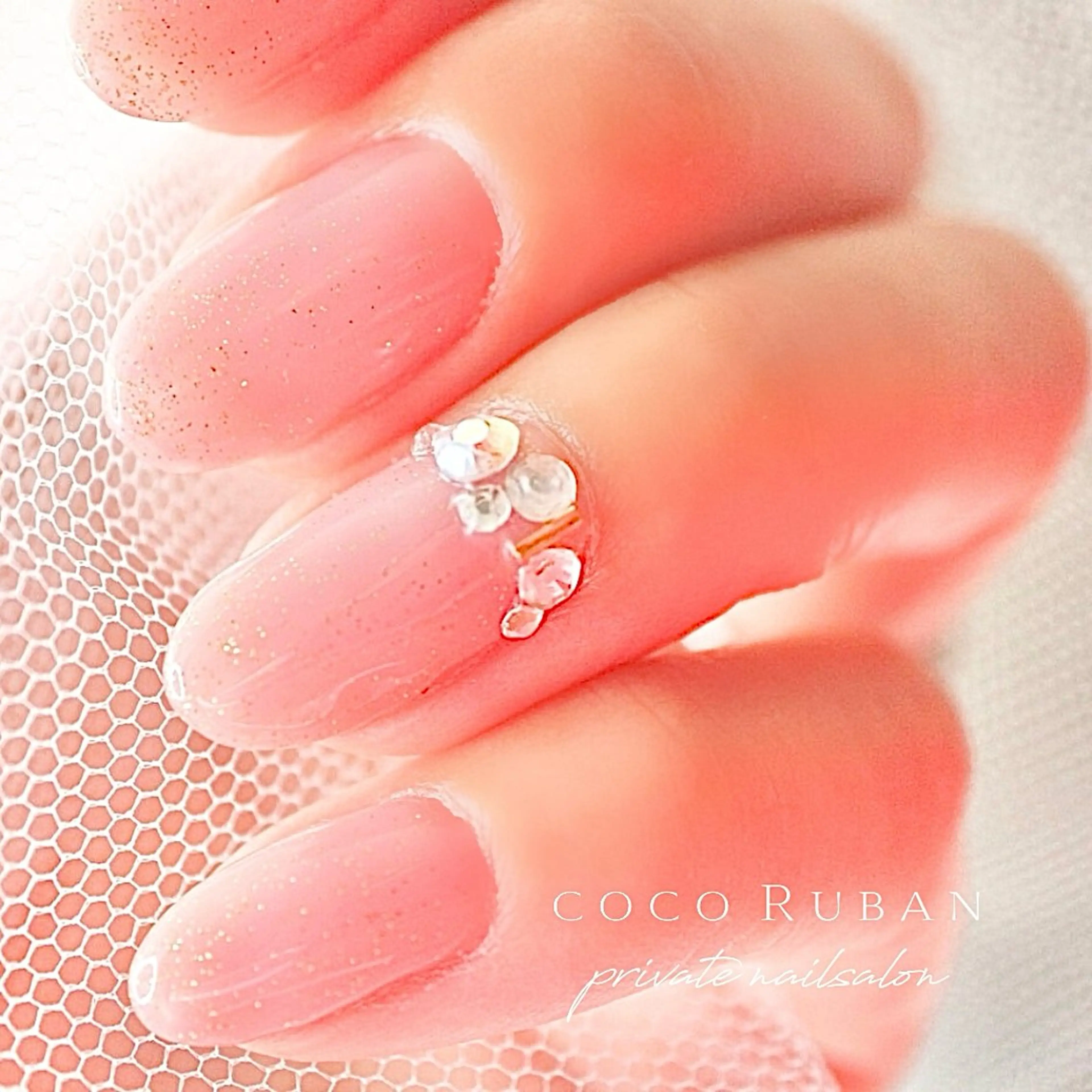 深爪改善ジェルコース 💅🏻✨長さ出し(スカルプチュア)+ワンカラーorラメグラデーション✨(オフ込み)の写真