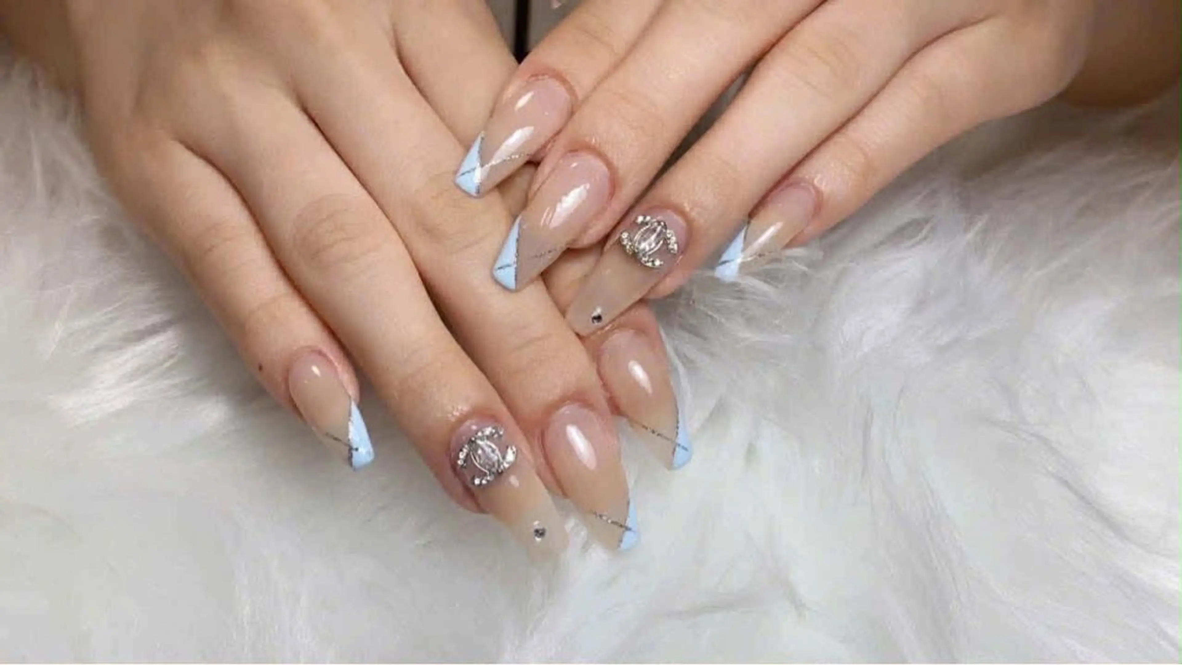ネイル ハンドネイル REI NAIL1のネイルデザイン