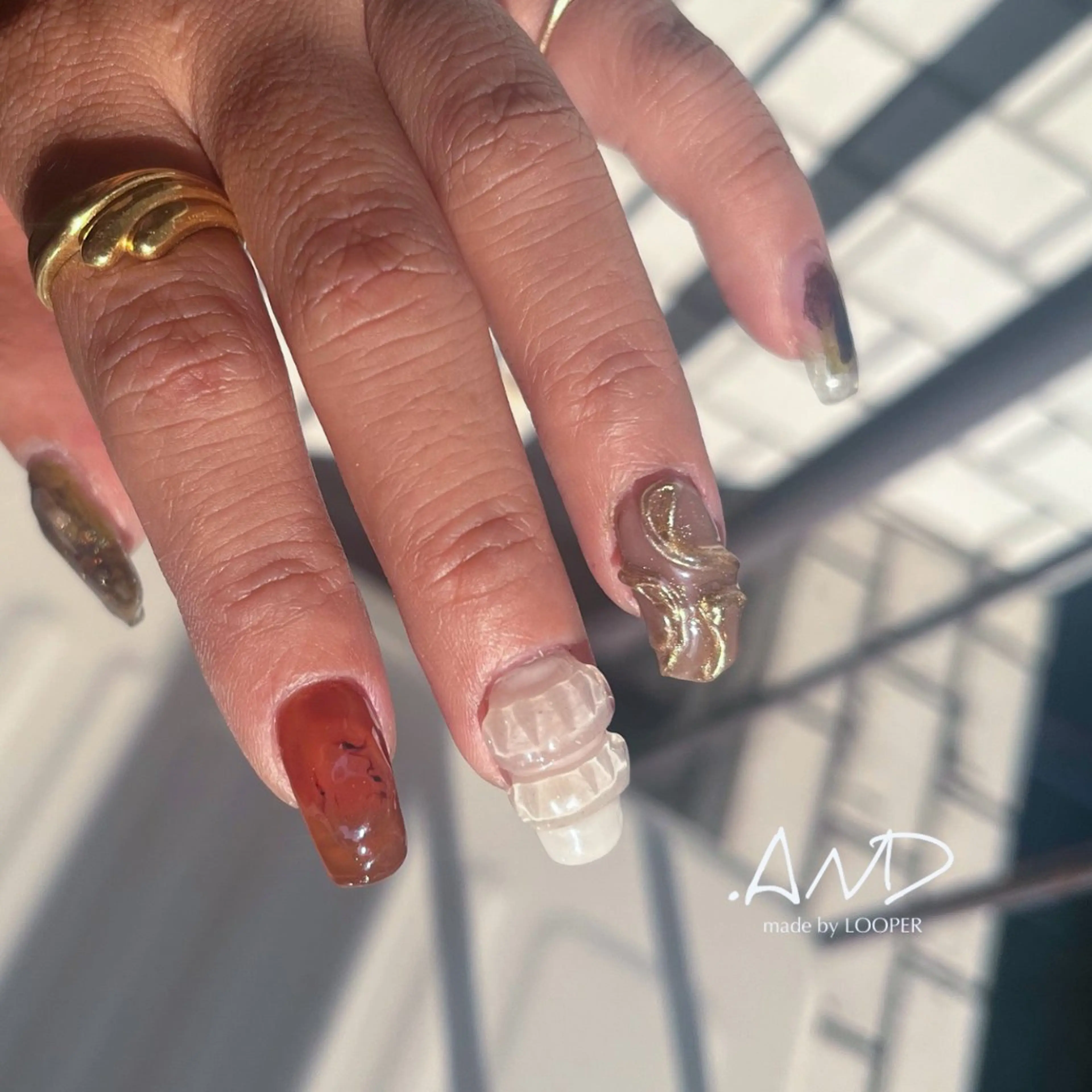 ネイル アートネイル ゴールド ニュアンスネイル ハンドネイル mzh ...のネイルデザイン