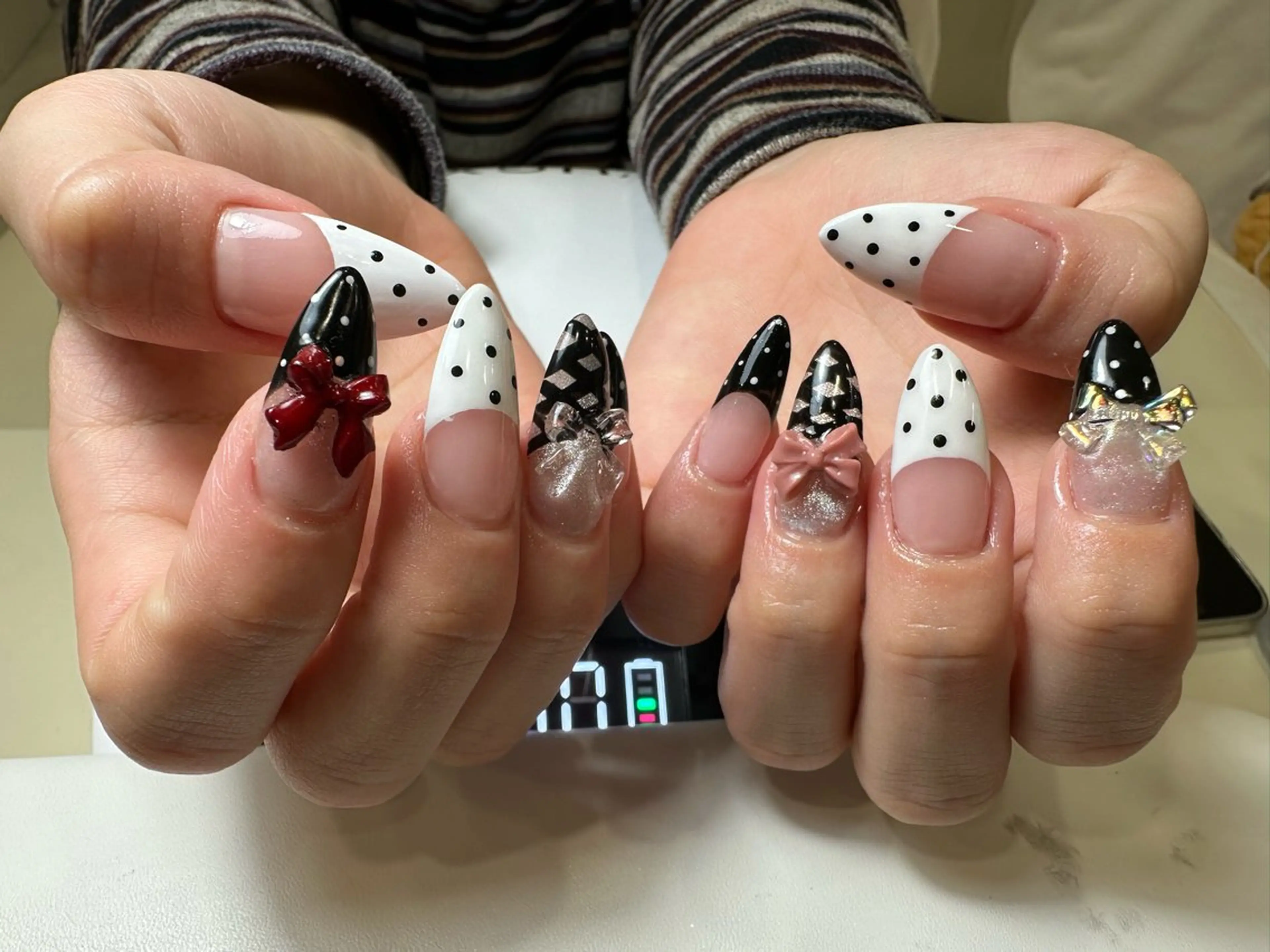 ネイル ハンドネイル ハンドケア LyymSalon _rinのネイルデザイン