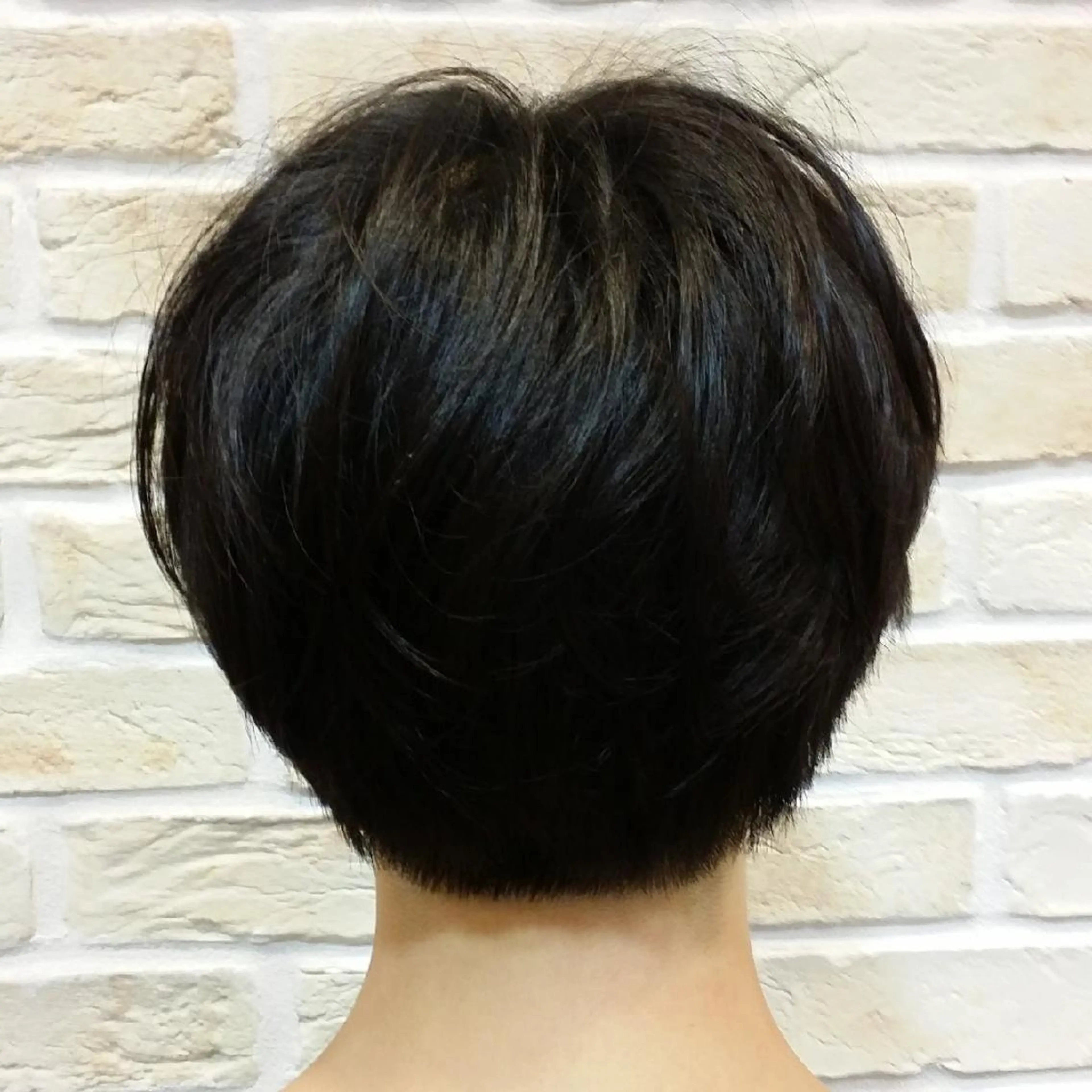 ショート 野口 まおのヘアスタイル