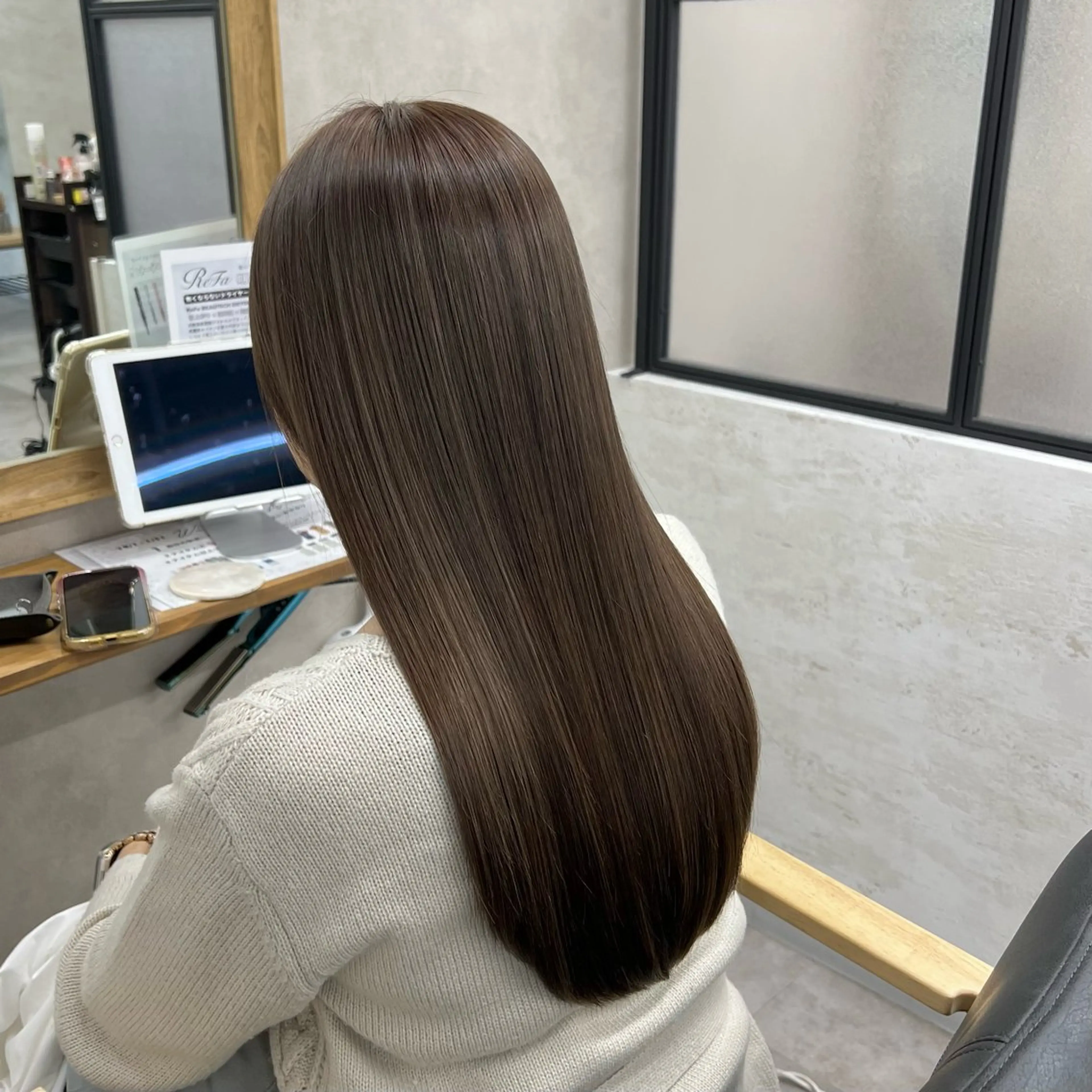 ロング 前田詠吉 soaFLEARのヘアスタイル