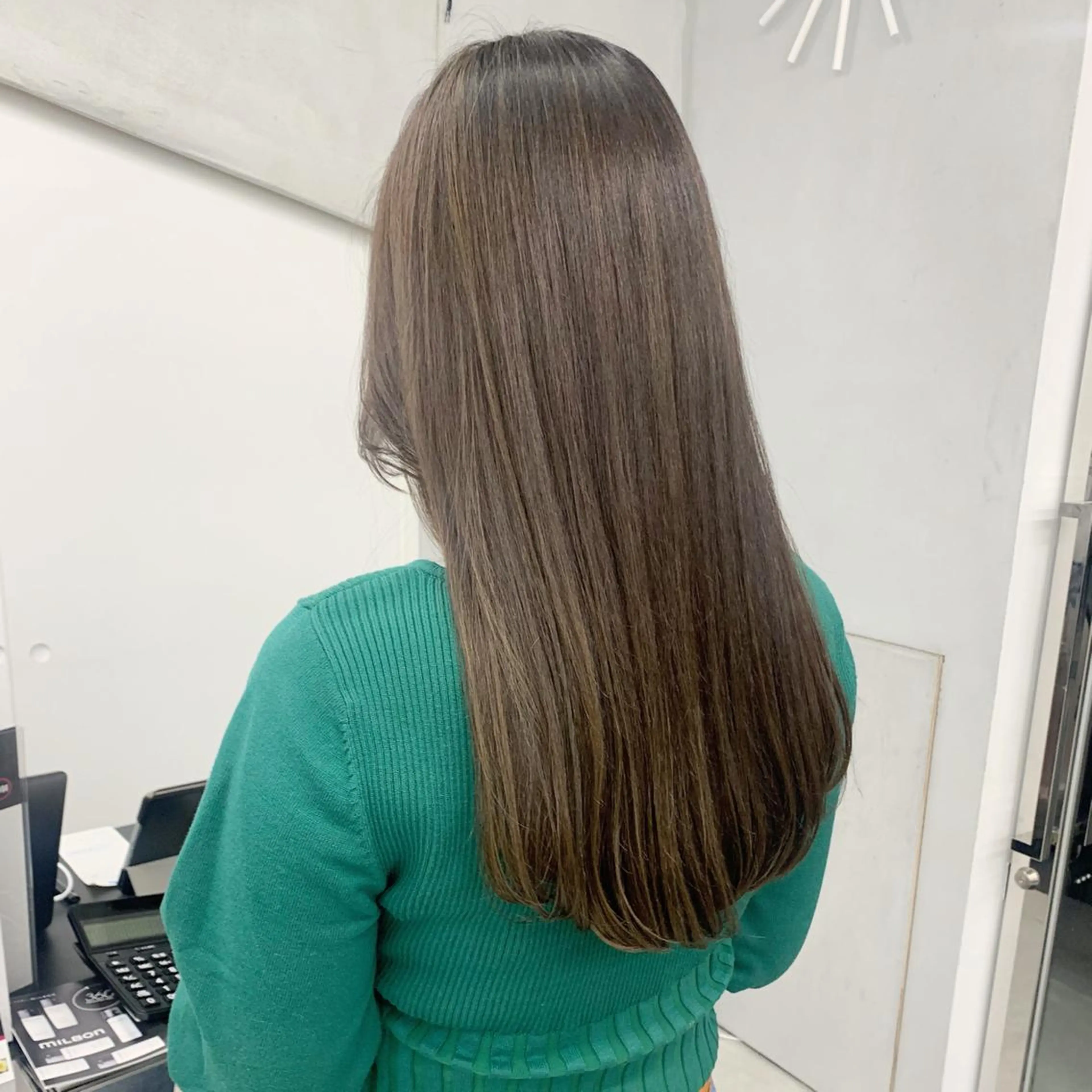 カット+コアミー4ステップトリートメント⦅超音波アイロン付き⦆の写真