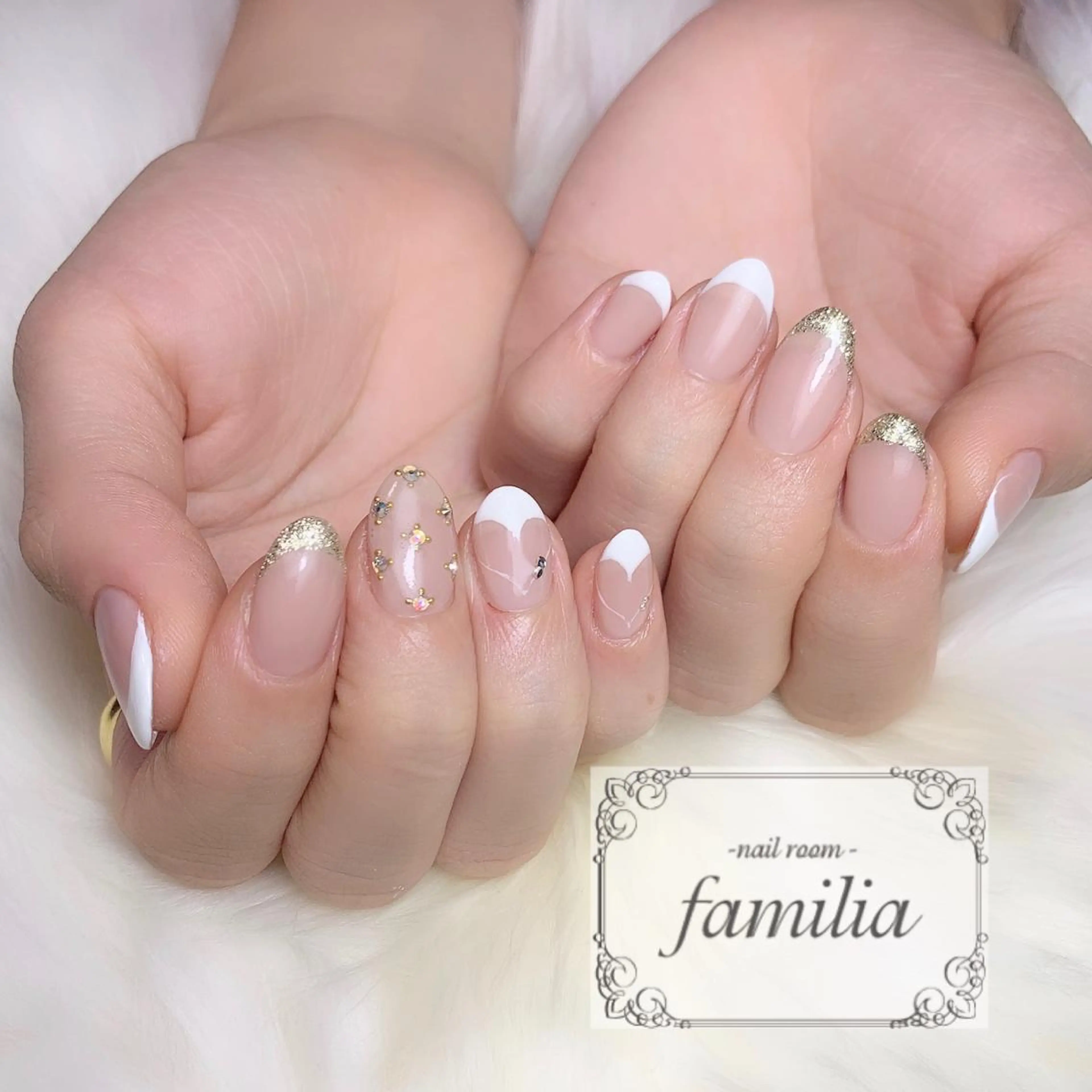 ネイル フレンチネイル ハンドネイル -nailroom- familiaのネイルデザイン