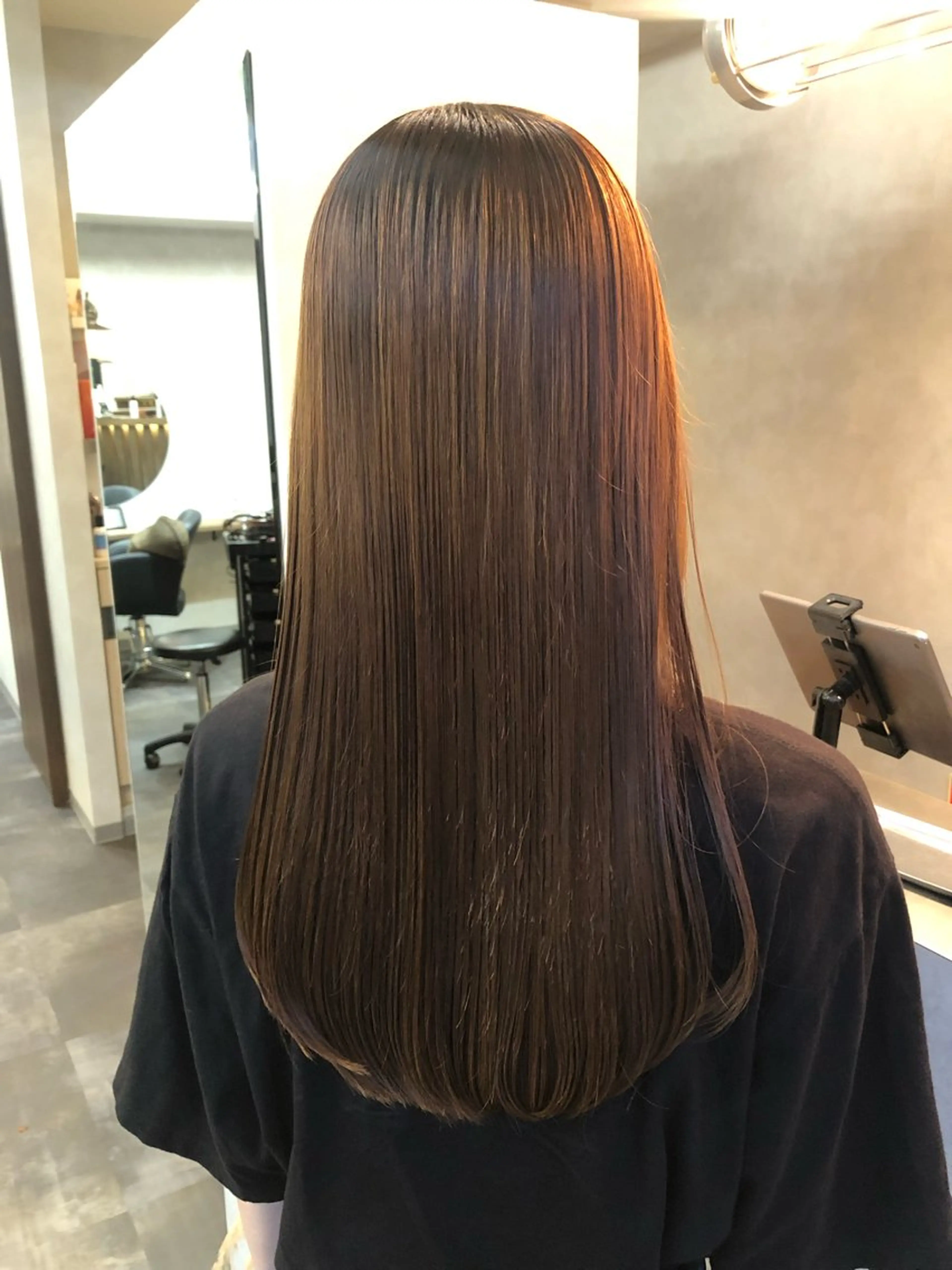 ロング カット 縮毛矯正 【髪質改善】 【酸性ストレート】のヘアスタイル