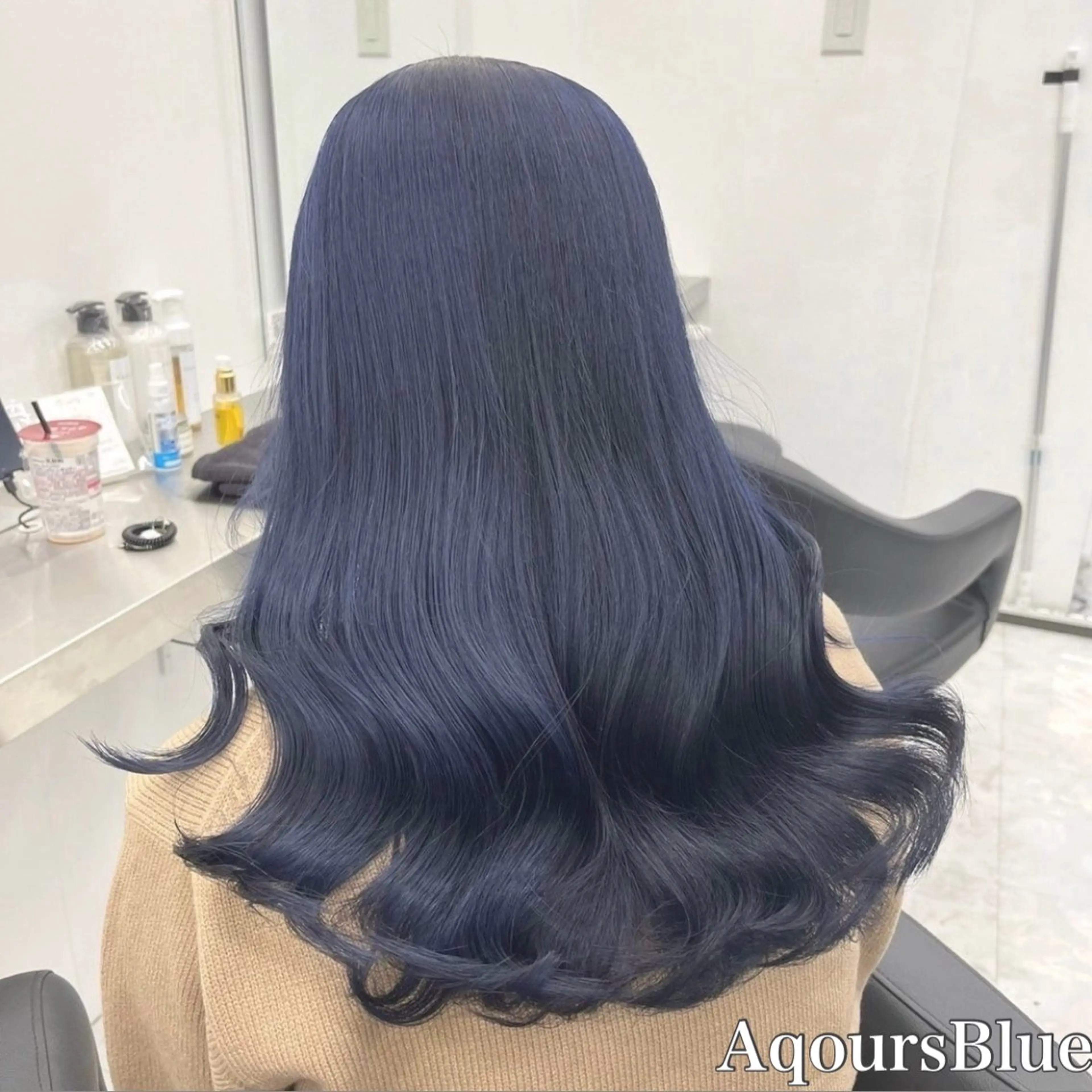 セミロング カラー ヘアアレンジ 🫧モテる💗ダメー ジレスハイトーン🫧のヘアスタイル