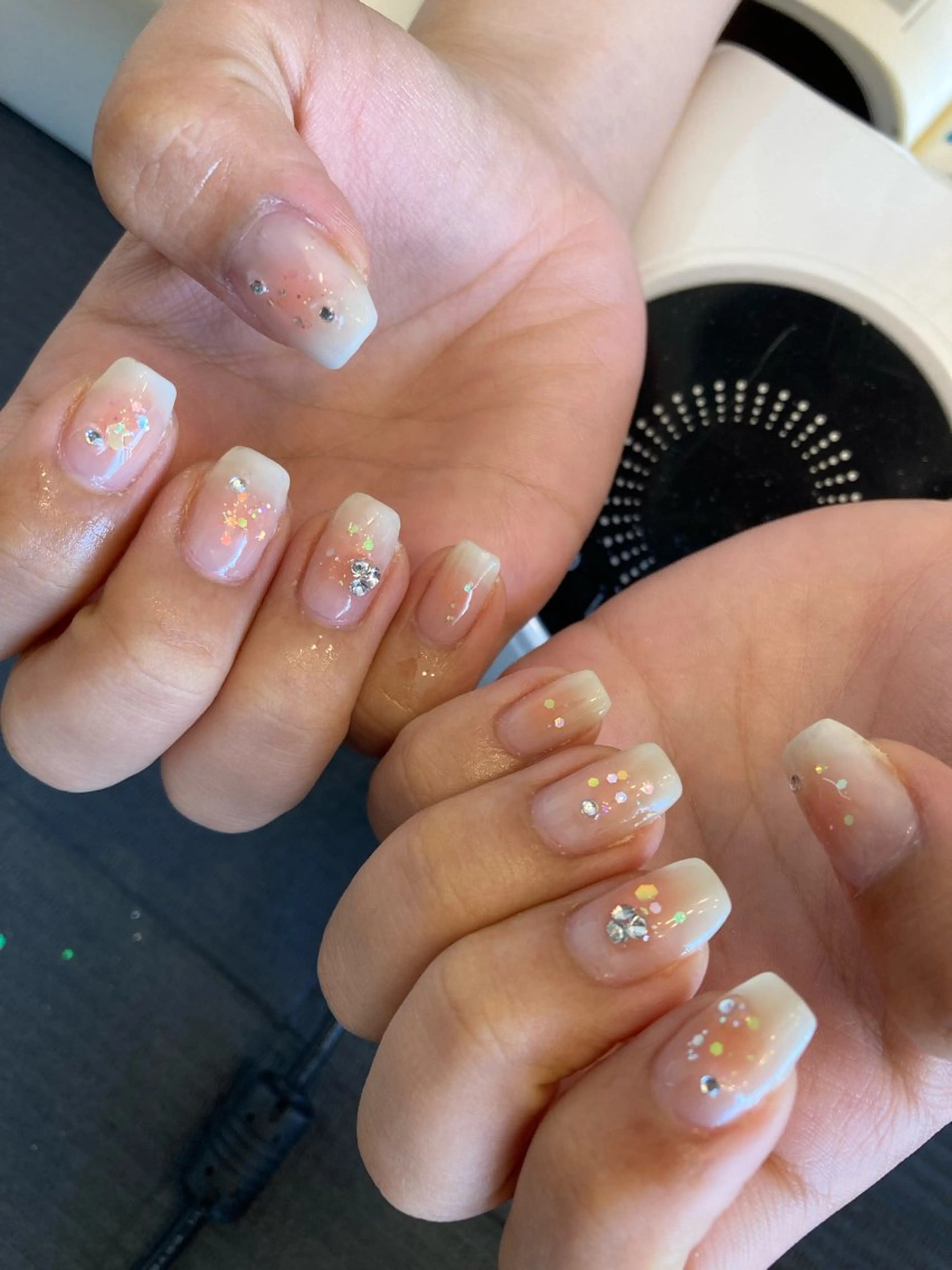 ネイル グラデーション ハンドネイル ハンドケア 爪の絵描き屋 ミテネイルのネイルデザイン