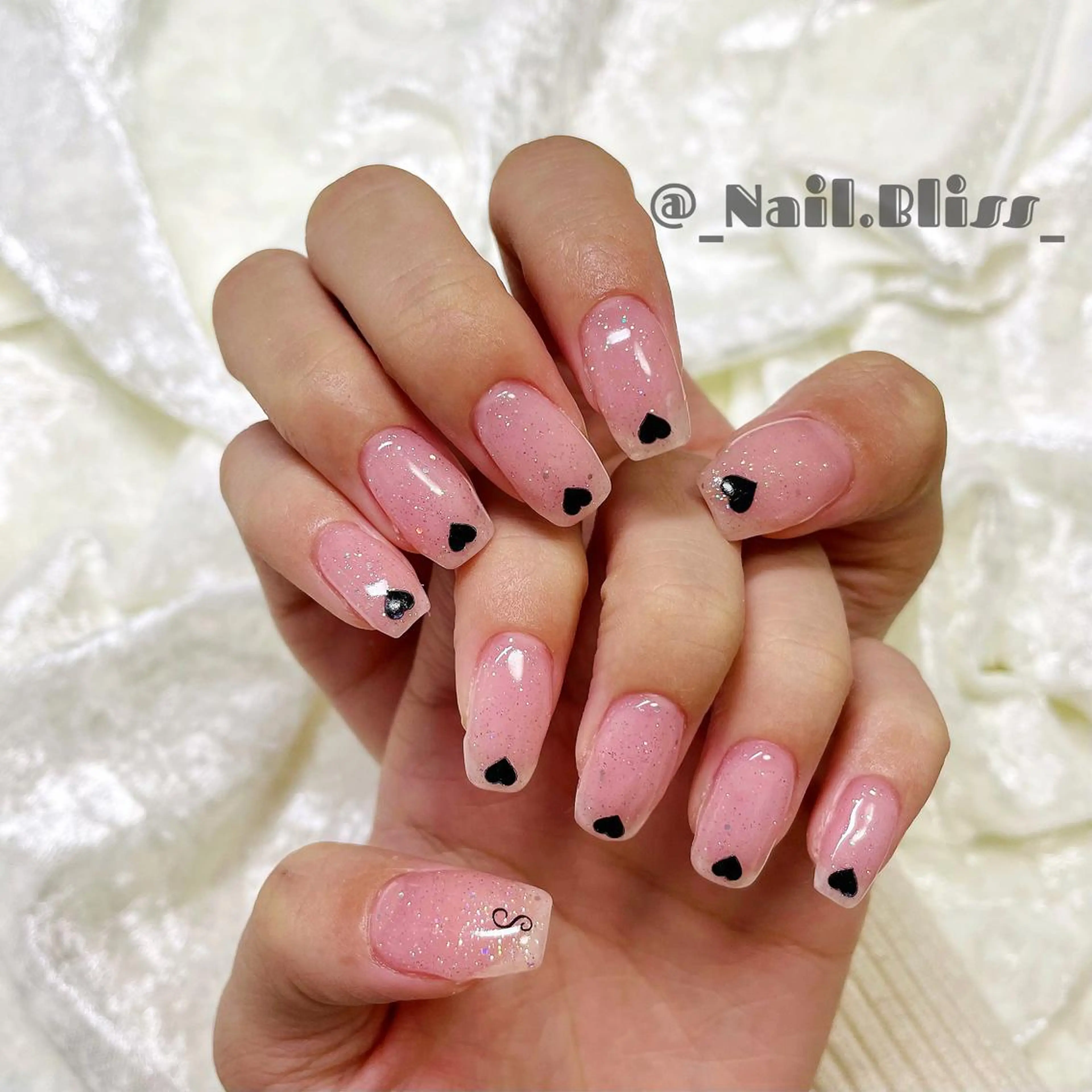 ネイル ハート ハンドネイル NAIL BLISSのネイルデザイン