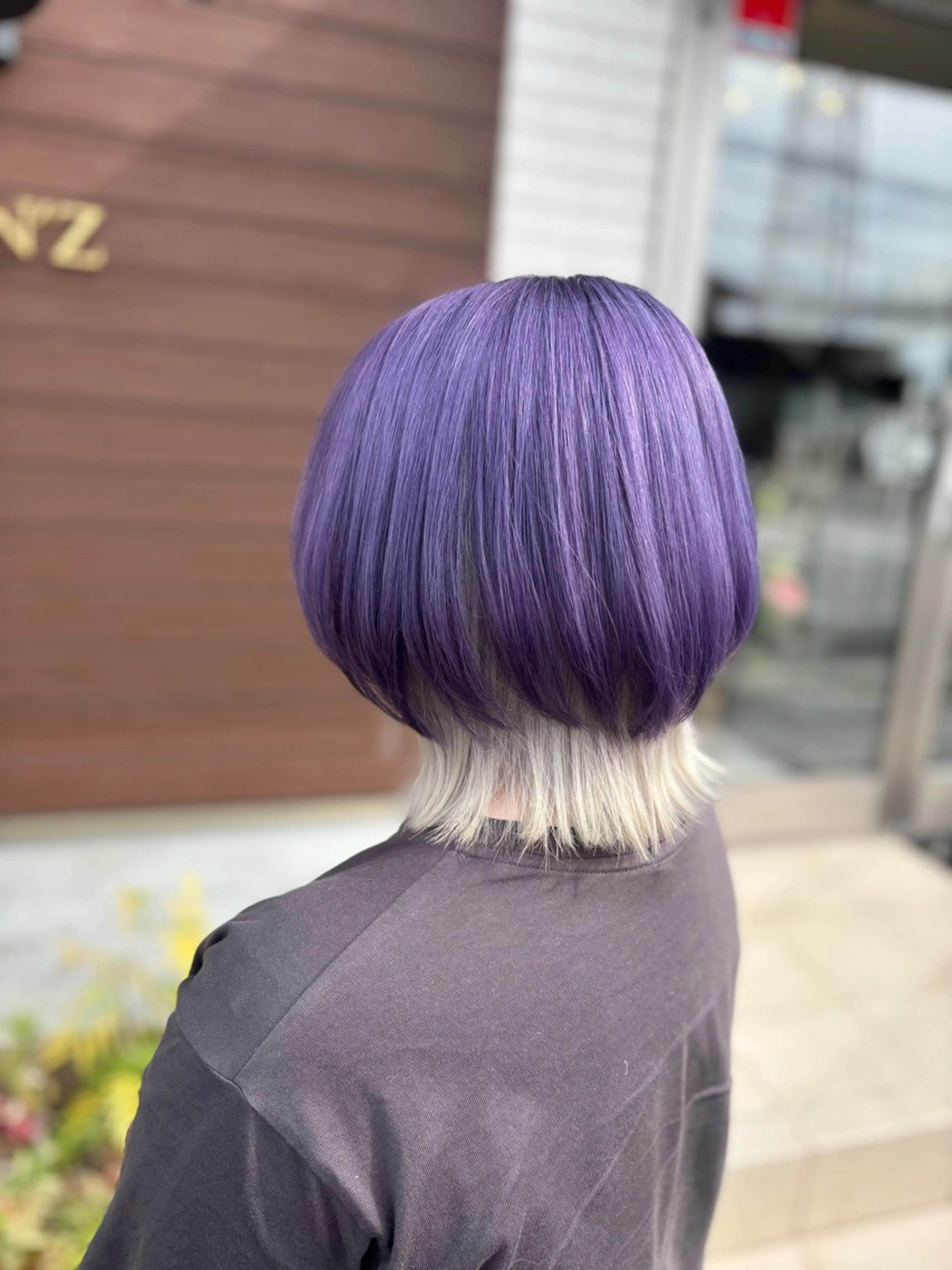 ミディアム カラー ブリーチ パープルカラー ヘアカラー トリートメント 堀口 彩佳のヘアスタイル