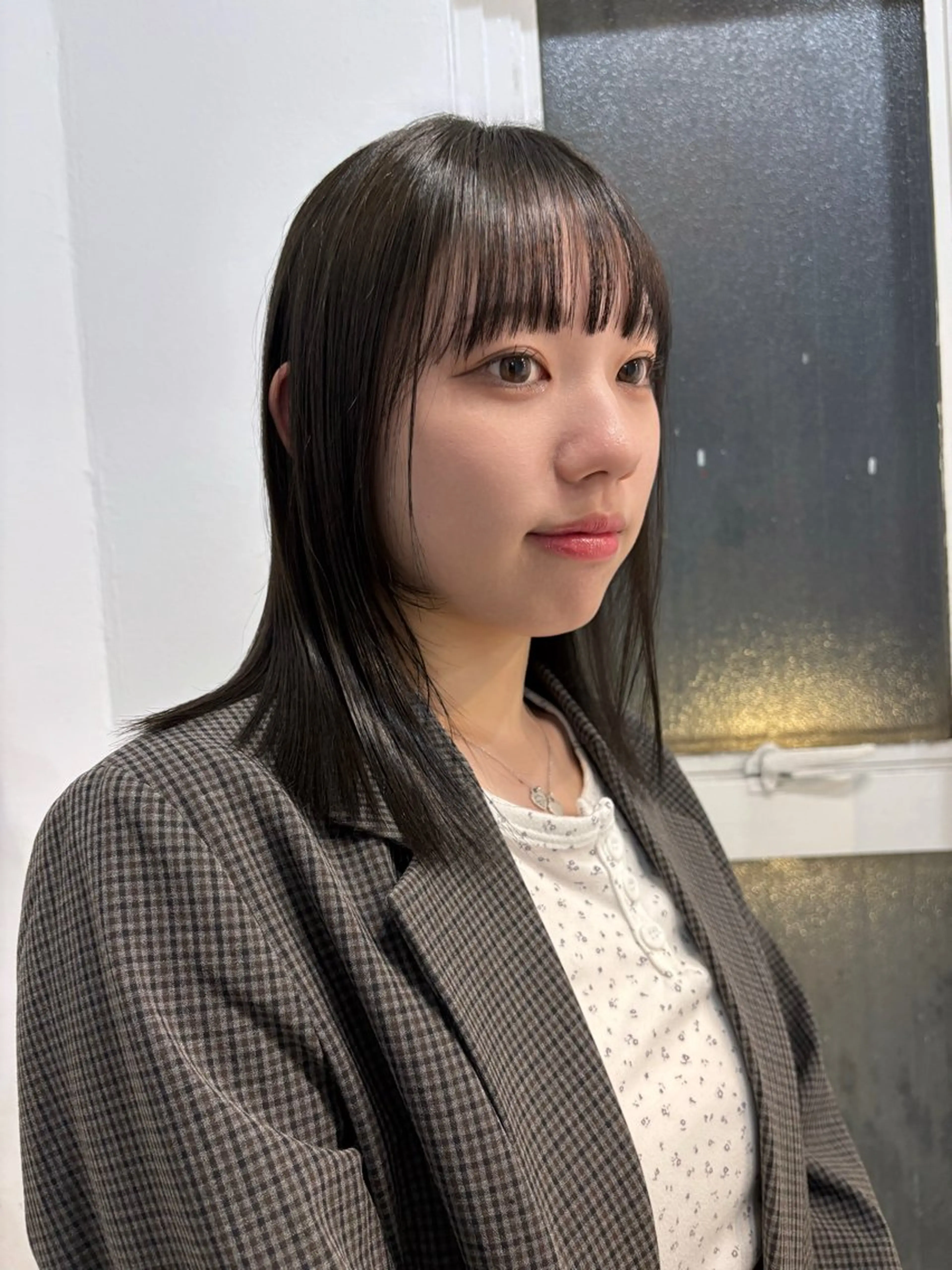 ミディアム カラー アヤノ/ 似合わせカット✂️のヘアスタイル