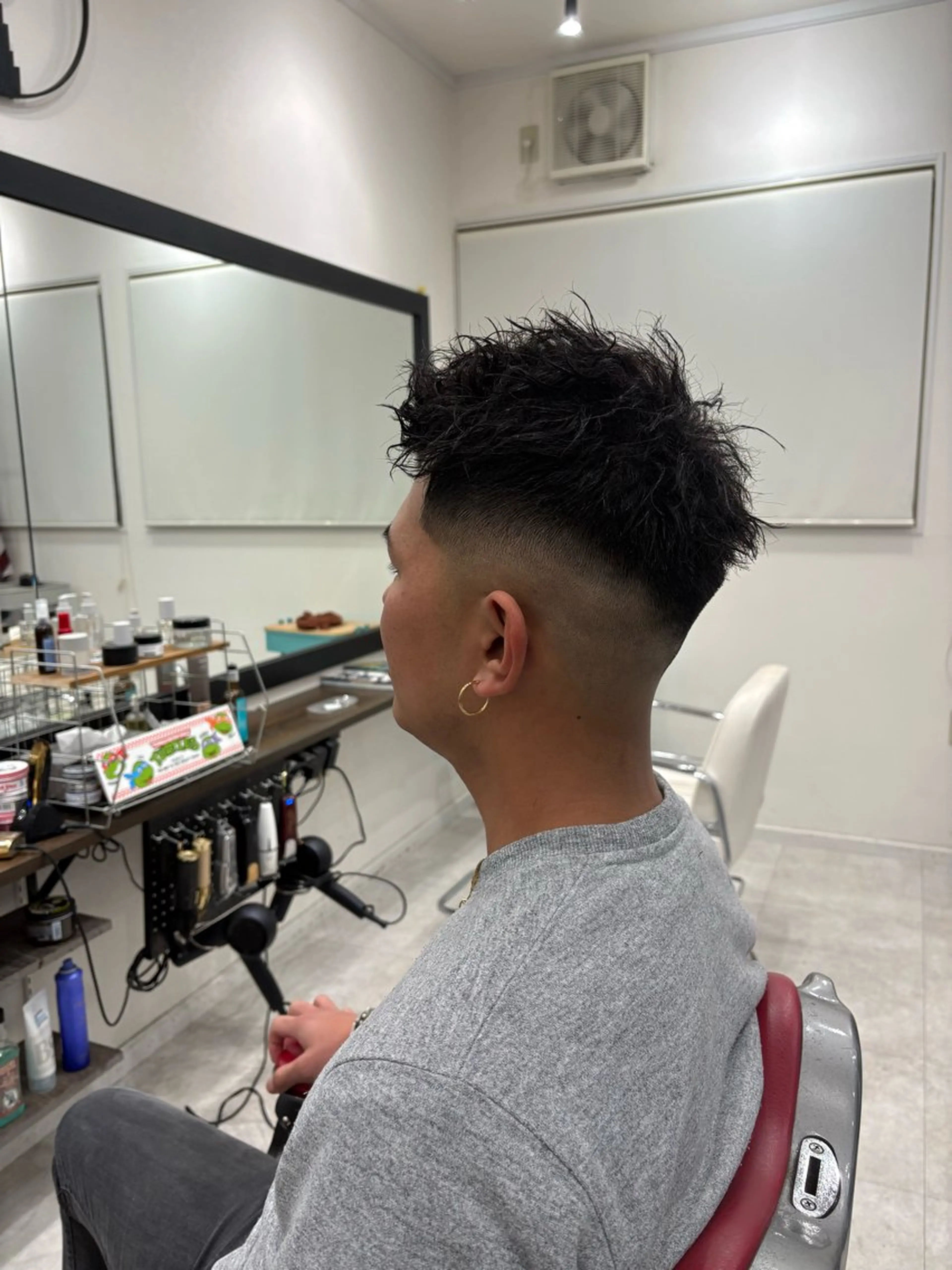 ショート パーマ メンズ カット パーマ 本間 颯太のヘアスタイル