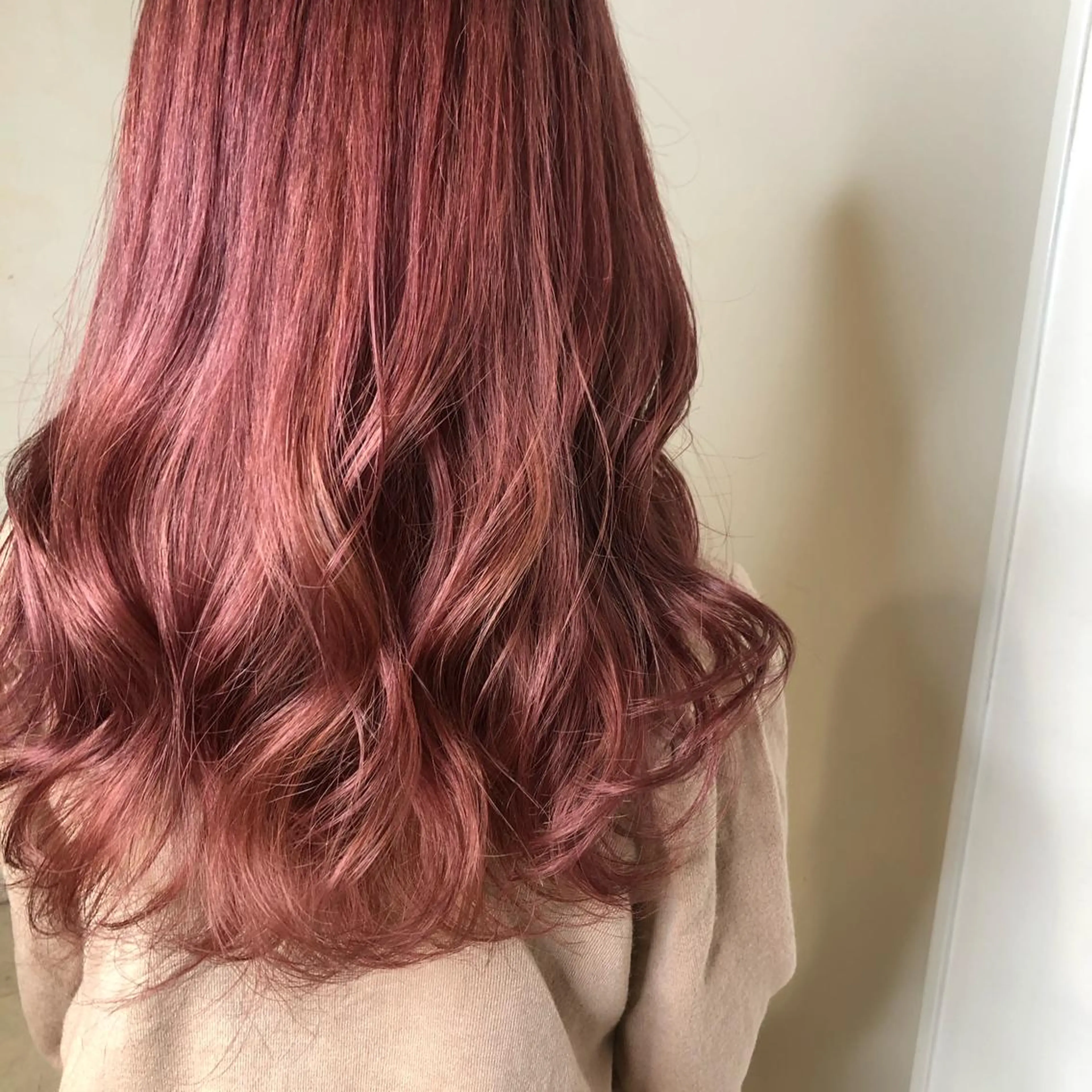 セミロング カラー ヘアアレンジ マツエク・マツパ 韓国風マツエク 韓国風ヘア Noah's　Ark所属・透明感カラー🫧ヘア セット🫧松本菜月の眉毛・アイブロウイメージ