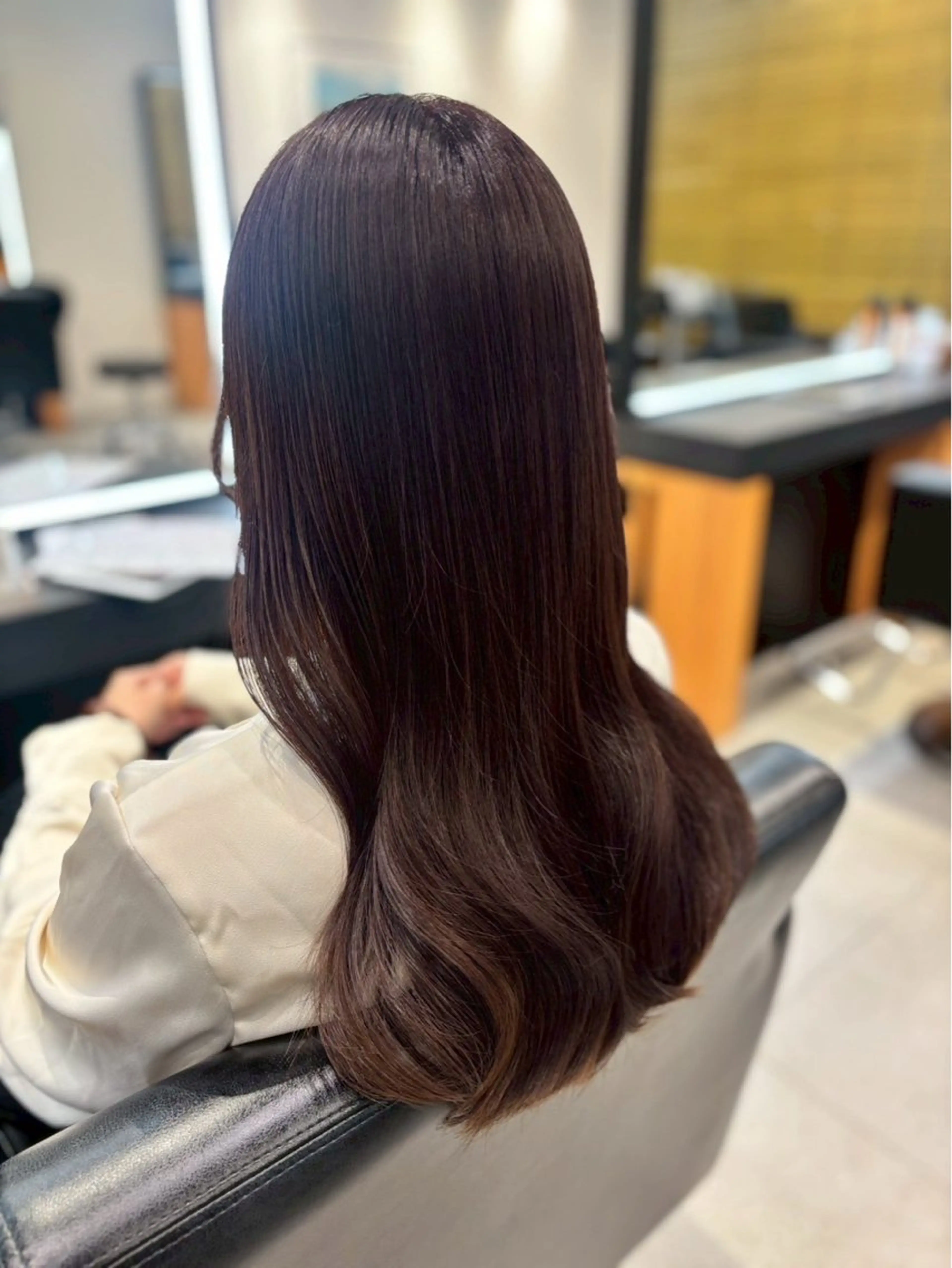 ロング さくらこ/オリーブ カラー/カラーモデルのヘアスタイル