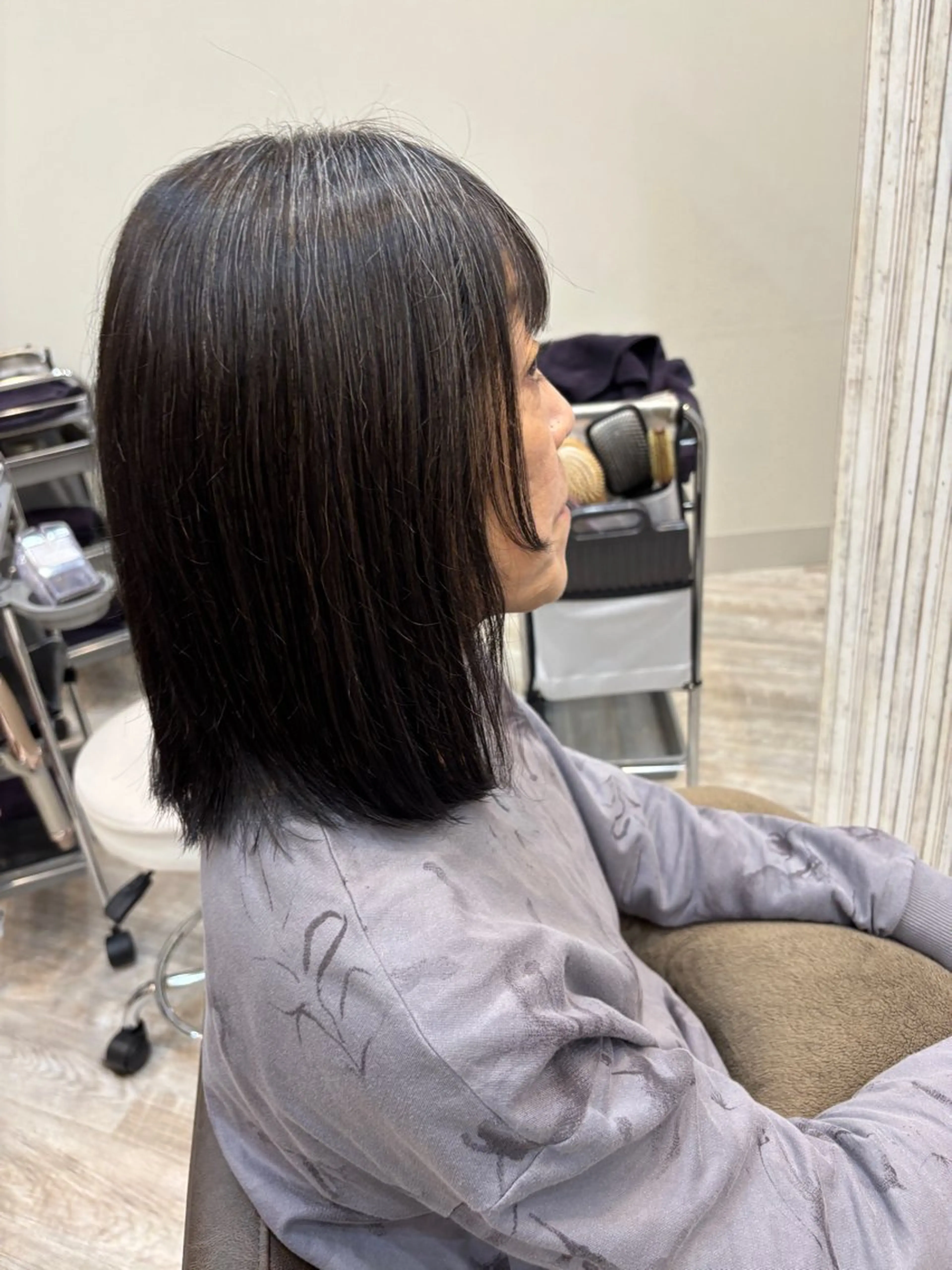 ミディアム サイドバング カット 加藤 優子のヘアスタイル