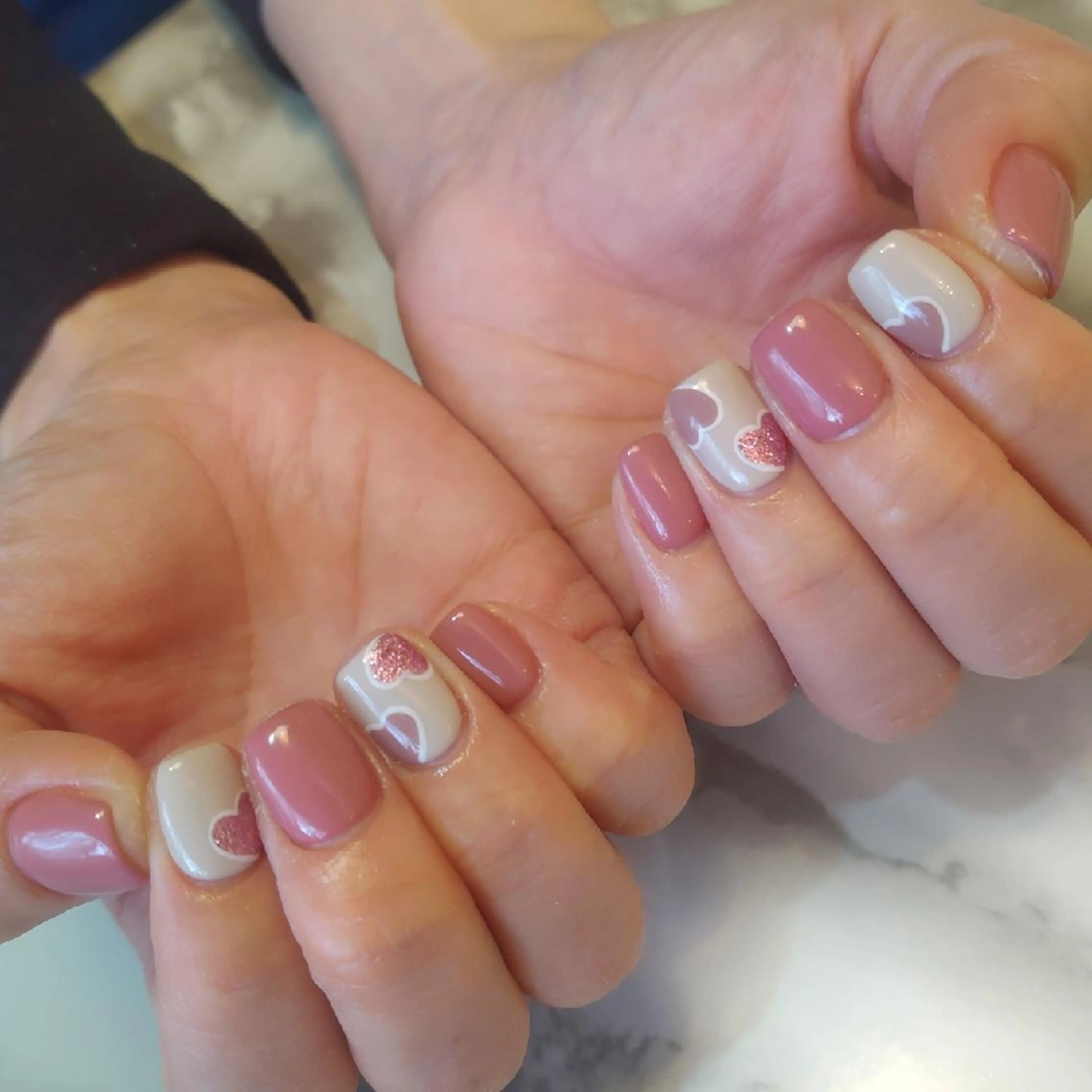 ネイル ハート ジェヌインネイル 河内のネイルデザイン