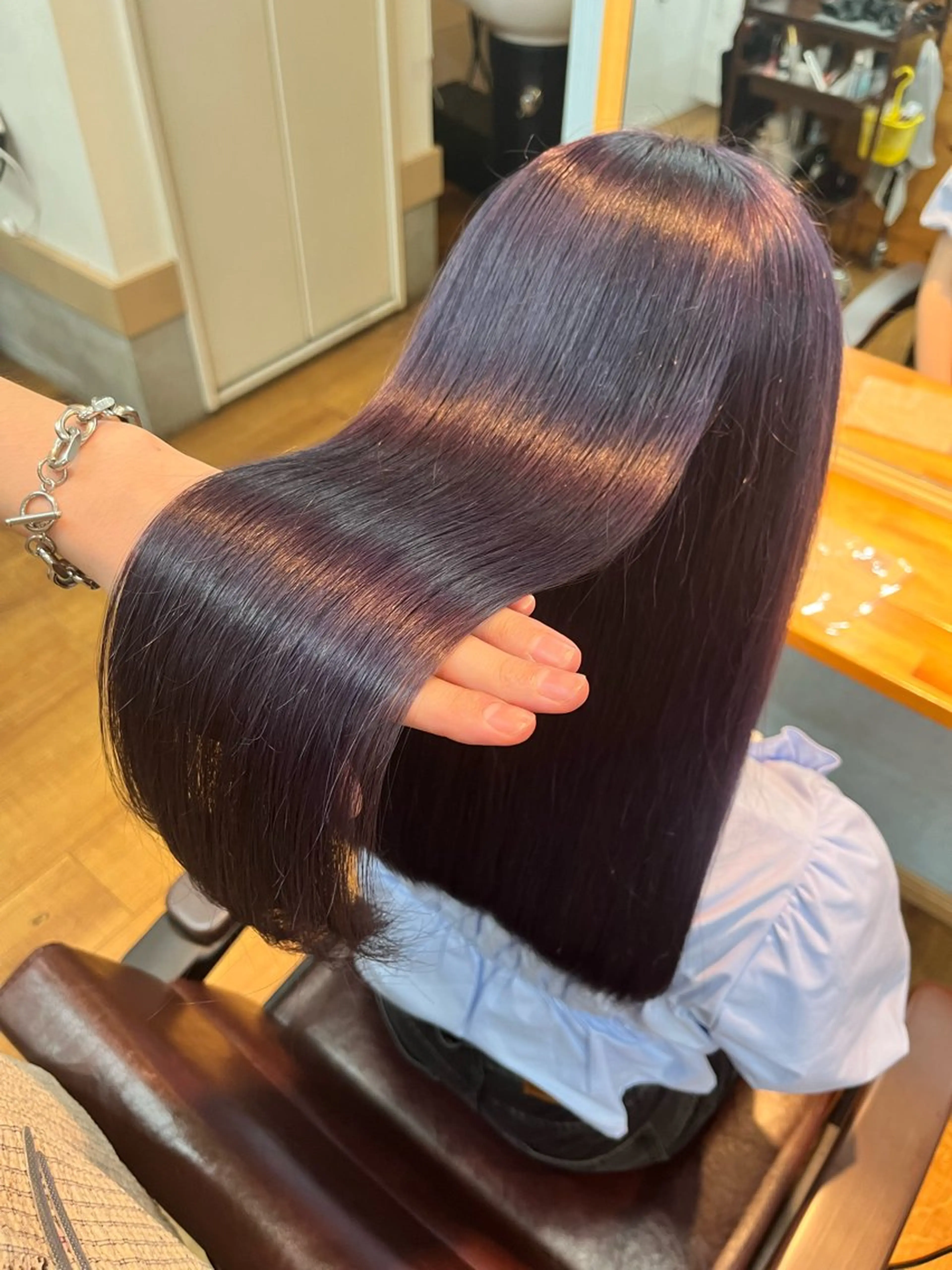 セミロング カラー ダブルカラー インナーカラー 髪質改善 🫧ハイトーン/ ブリーチ🫧白石航汰のヘアスタイル