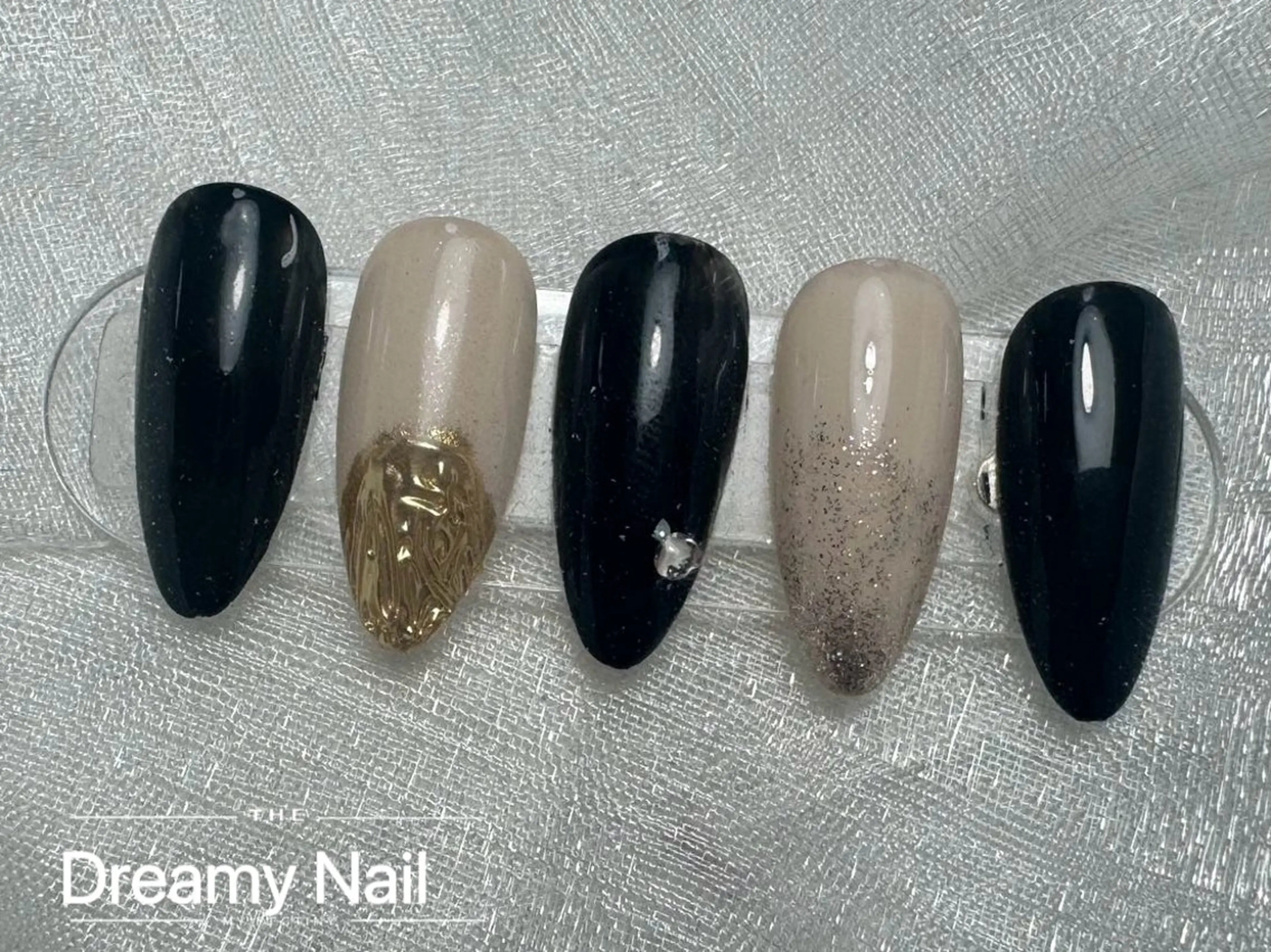 ネイル ハンドネイル ハンドケア 💕Dreamy KIYO💕のネイルデザイン