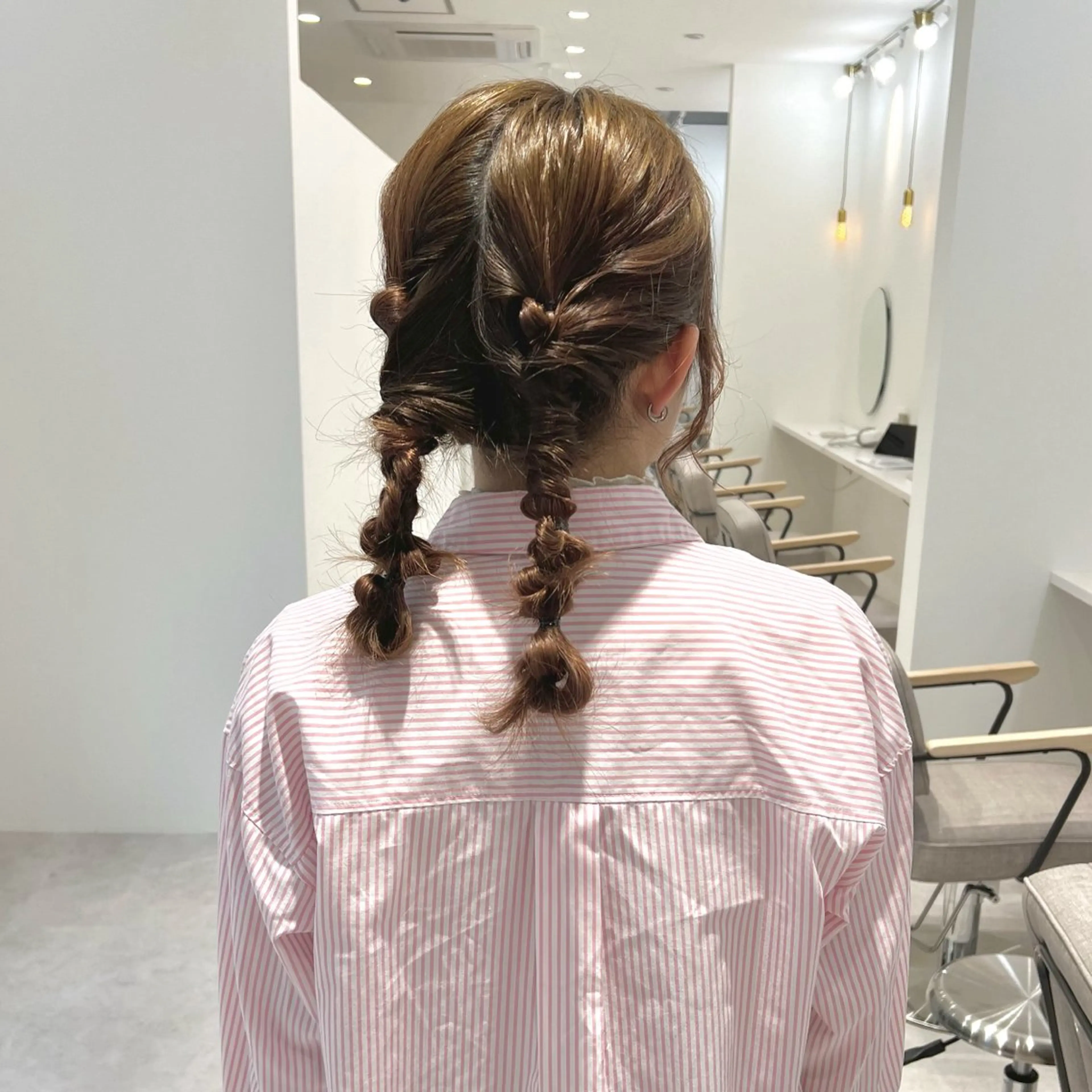 セミロング カラー ヘアアレンジ チアキ ジュリのヘアスタイル