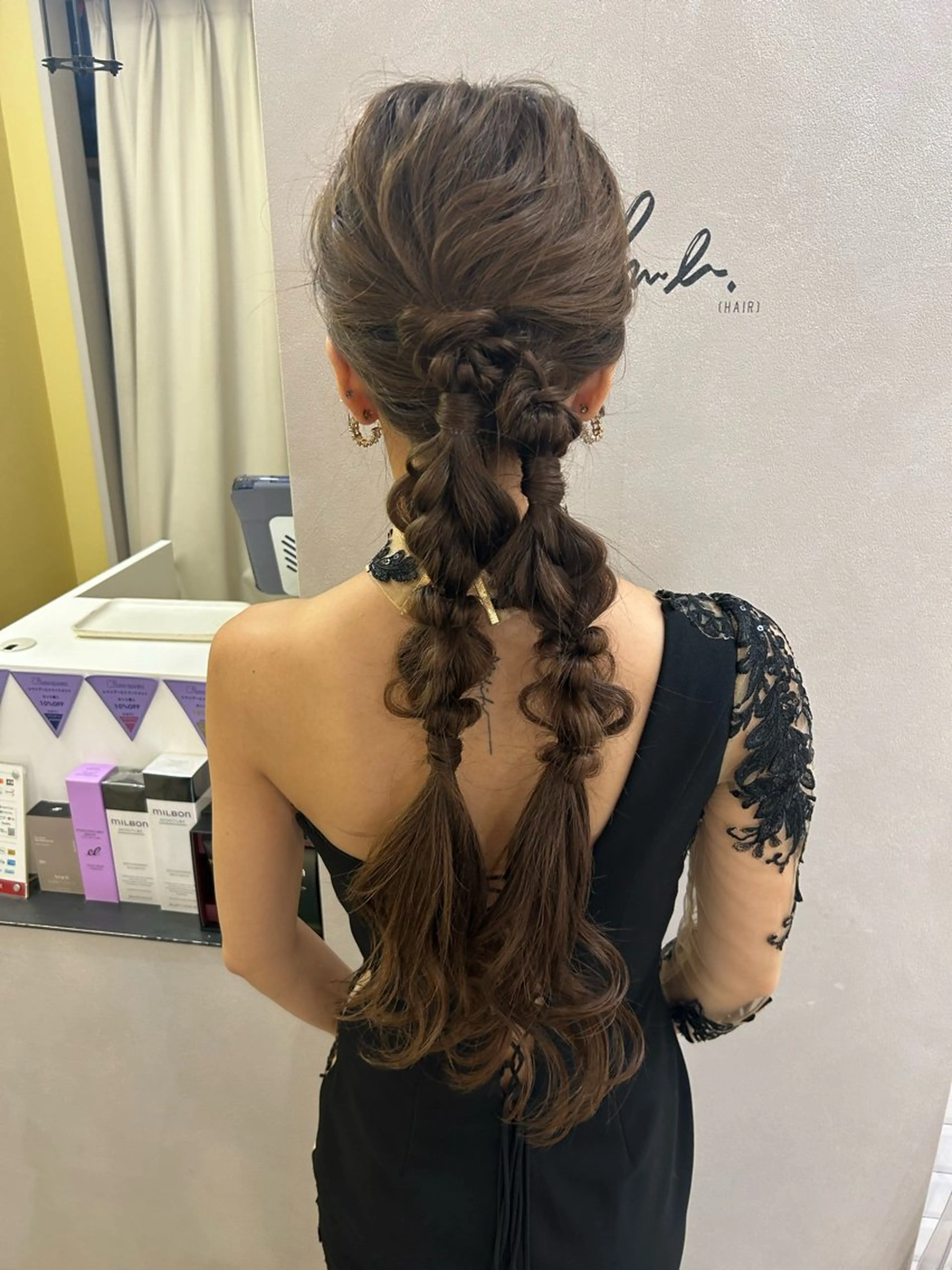 ロング ヘアアレンジ 結婚式・ブライダル ヘアセット hub hair レイヤー/透明感のヘアスタイル