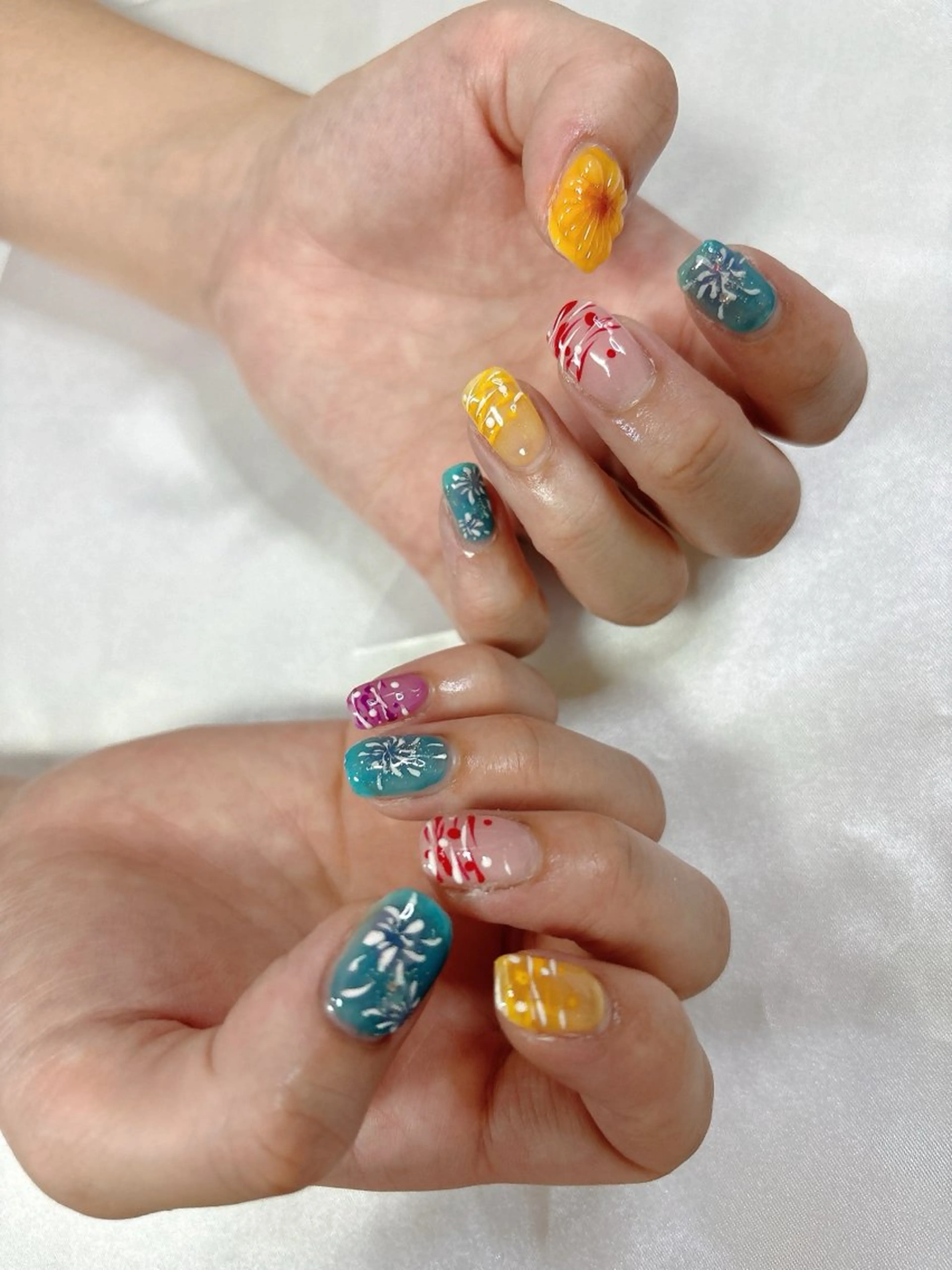 ネイル ハンドネイル MIMINENE NAILのネイルデザイン