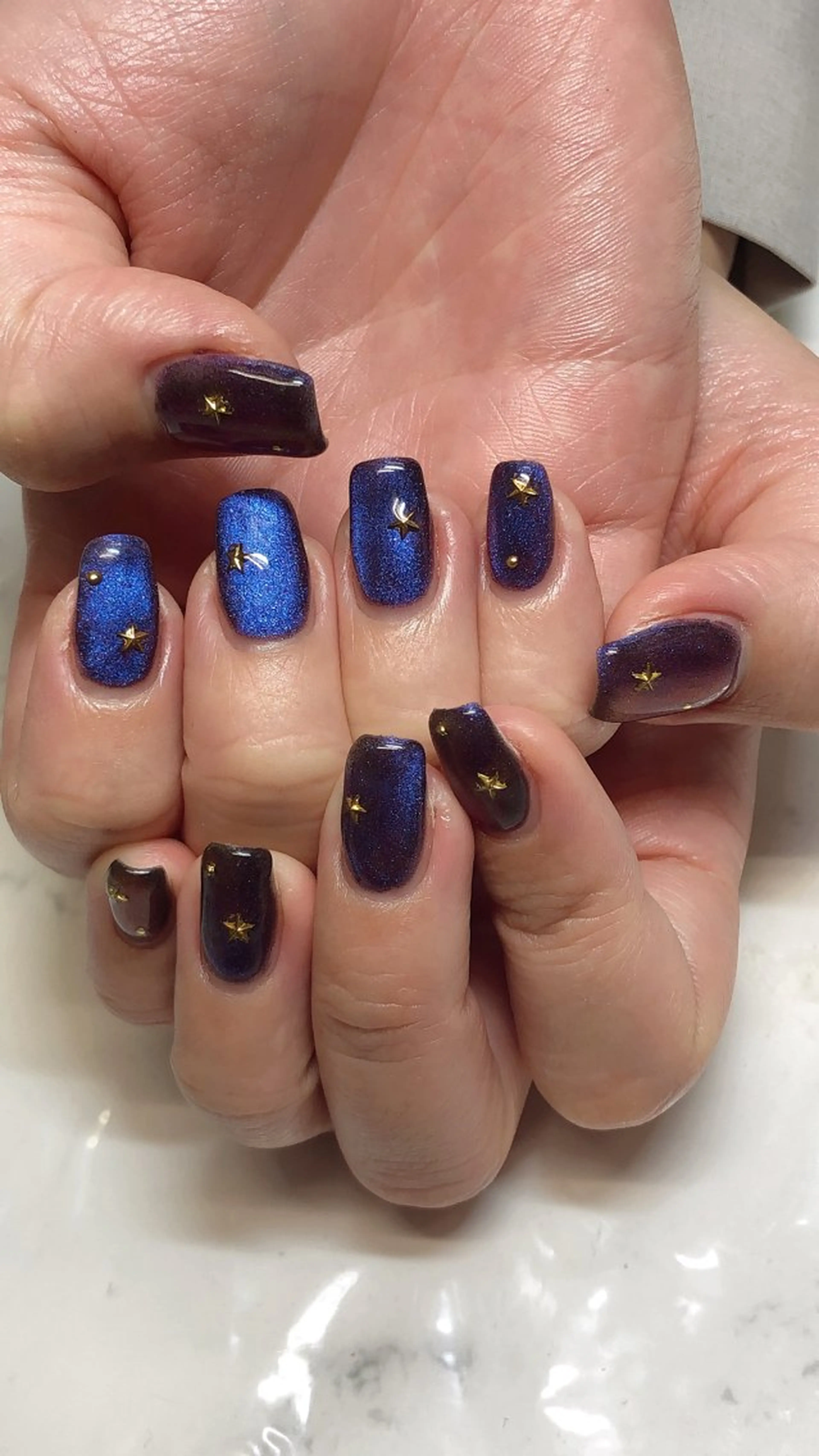 ネイル ジェルネイル マグネットネイル ✨アン ミユ✨のネイルデザイン