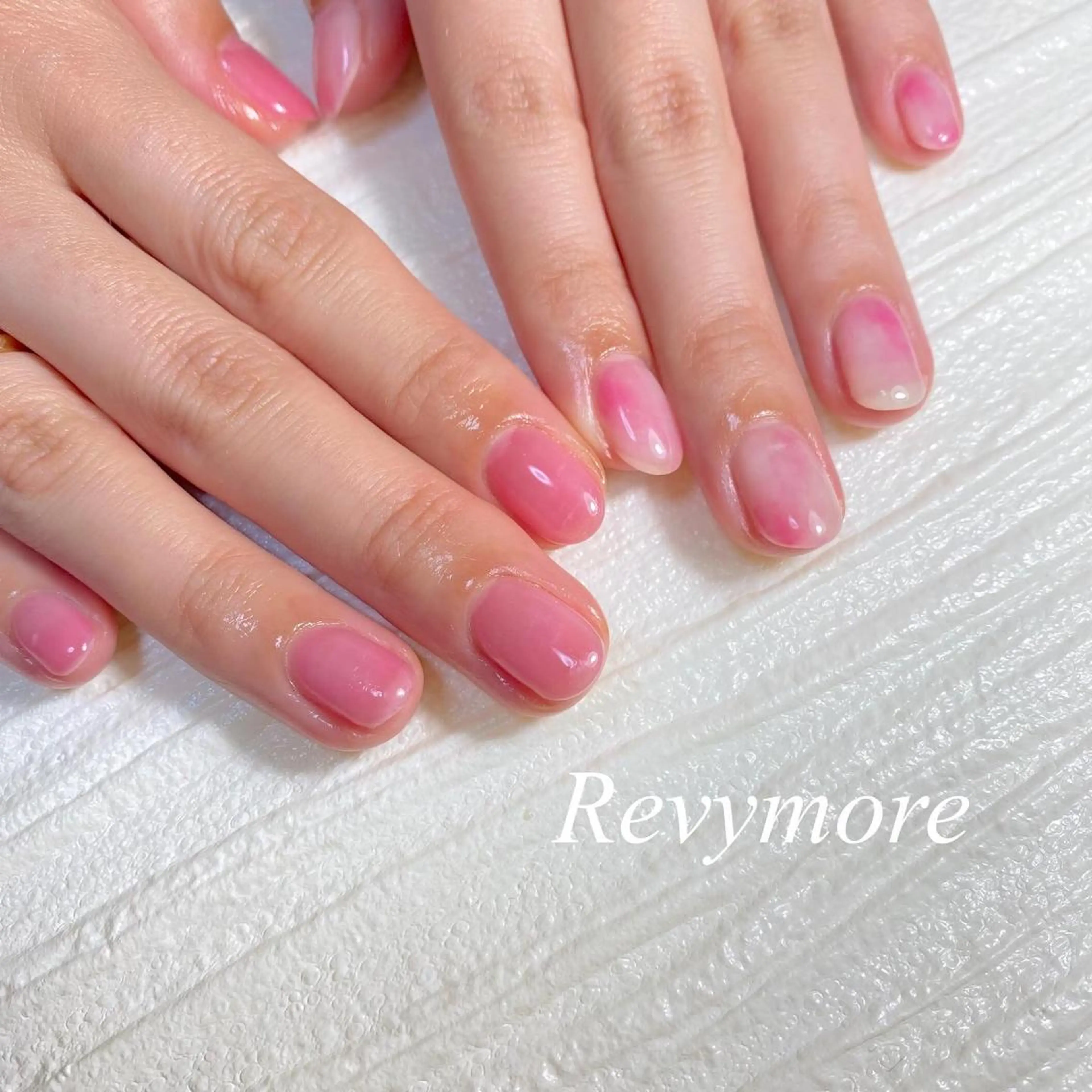 ショート ネイル 韓国風ヘア ジェルネイル キラキラネイル 韓国ネイル 大理石ネイル(マーブル) nail salon Revymore所属・nail salon Revymoreのネイルデザイン