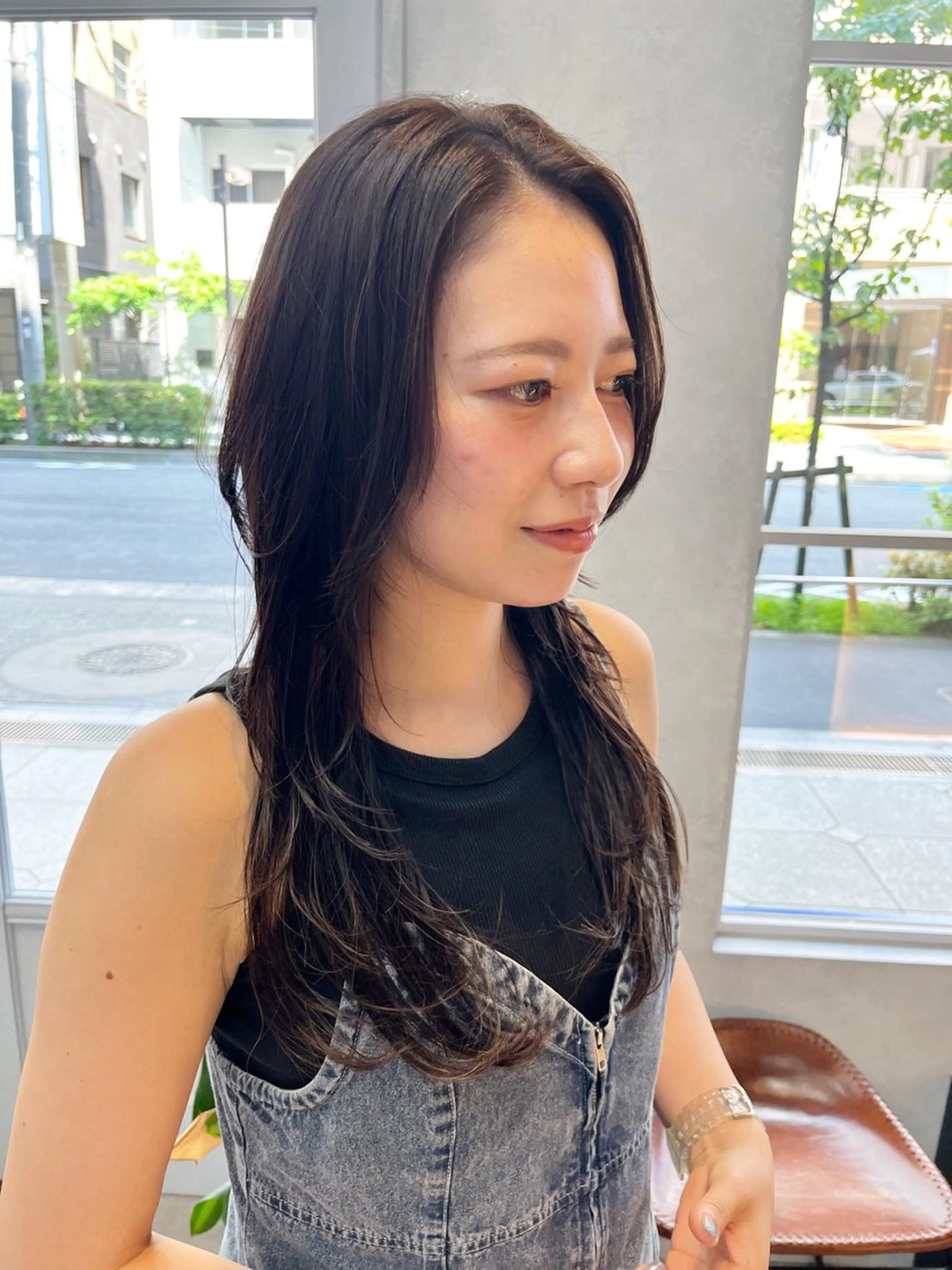 ミディアム カラー カット ヘアカラー トリートメント 🦩レイヤー|透明感 カラー🦩makoのヘアスタイル