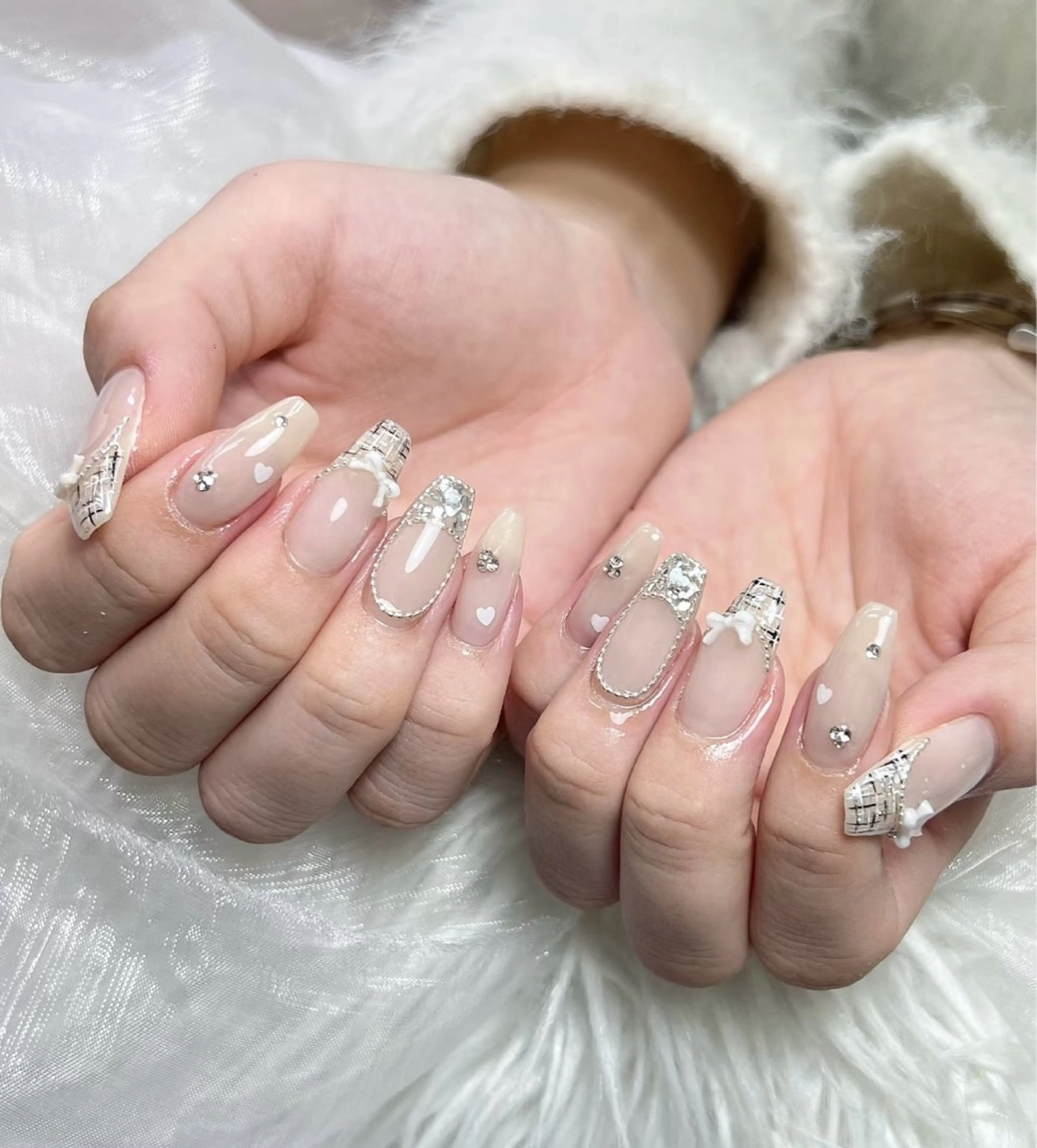 ネイル アートネイル べっ甲ネイル チークネイル 長さ出し フラッシュネイル ハンドネイル ハンドケア For you. Nail Salonのネイルデザイン