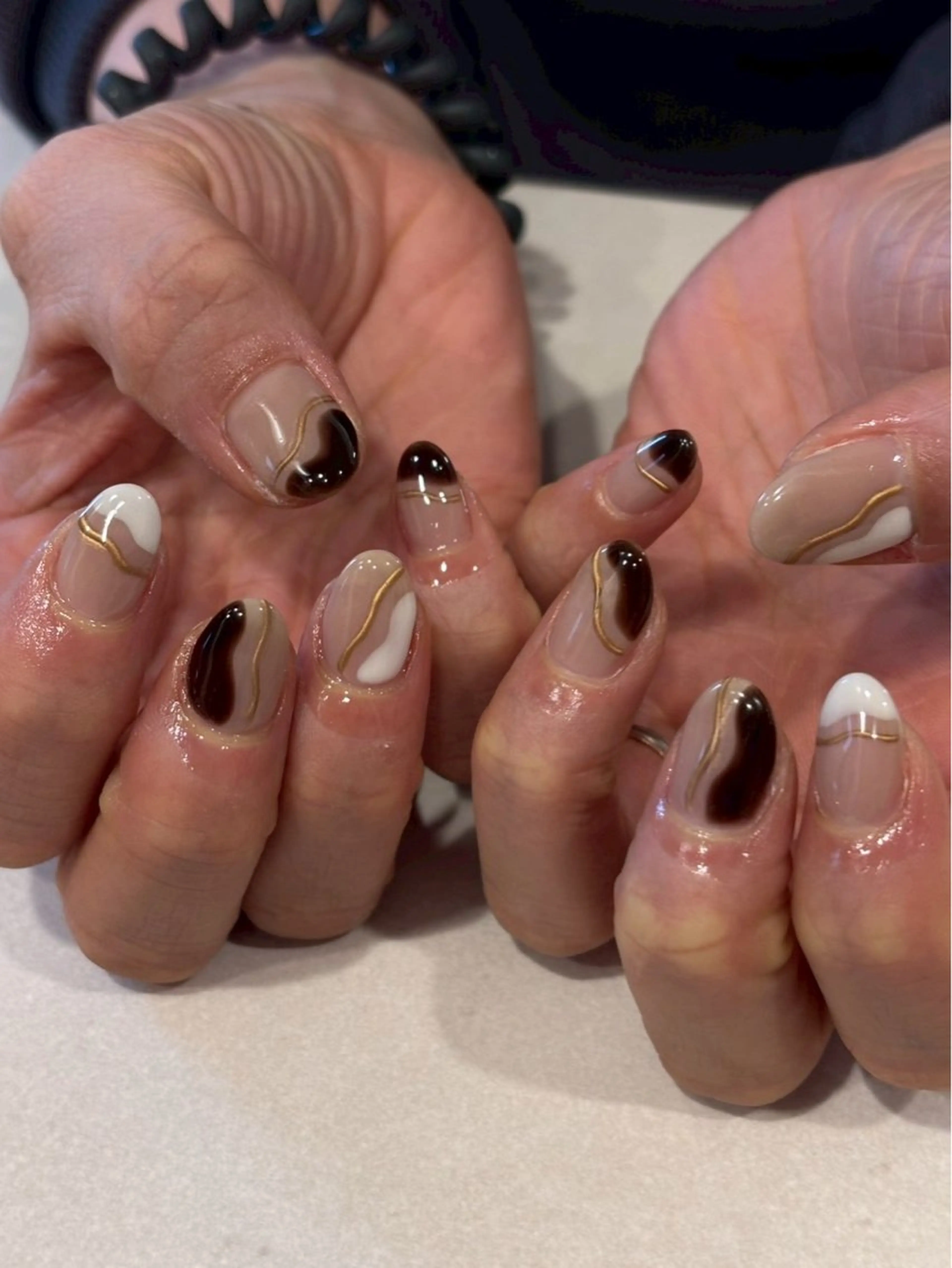 ネイル ニュアンスネイル バレンタイン iconail 下北沢 NONのネイルデザイン