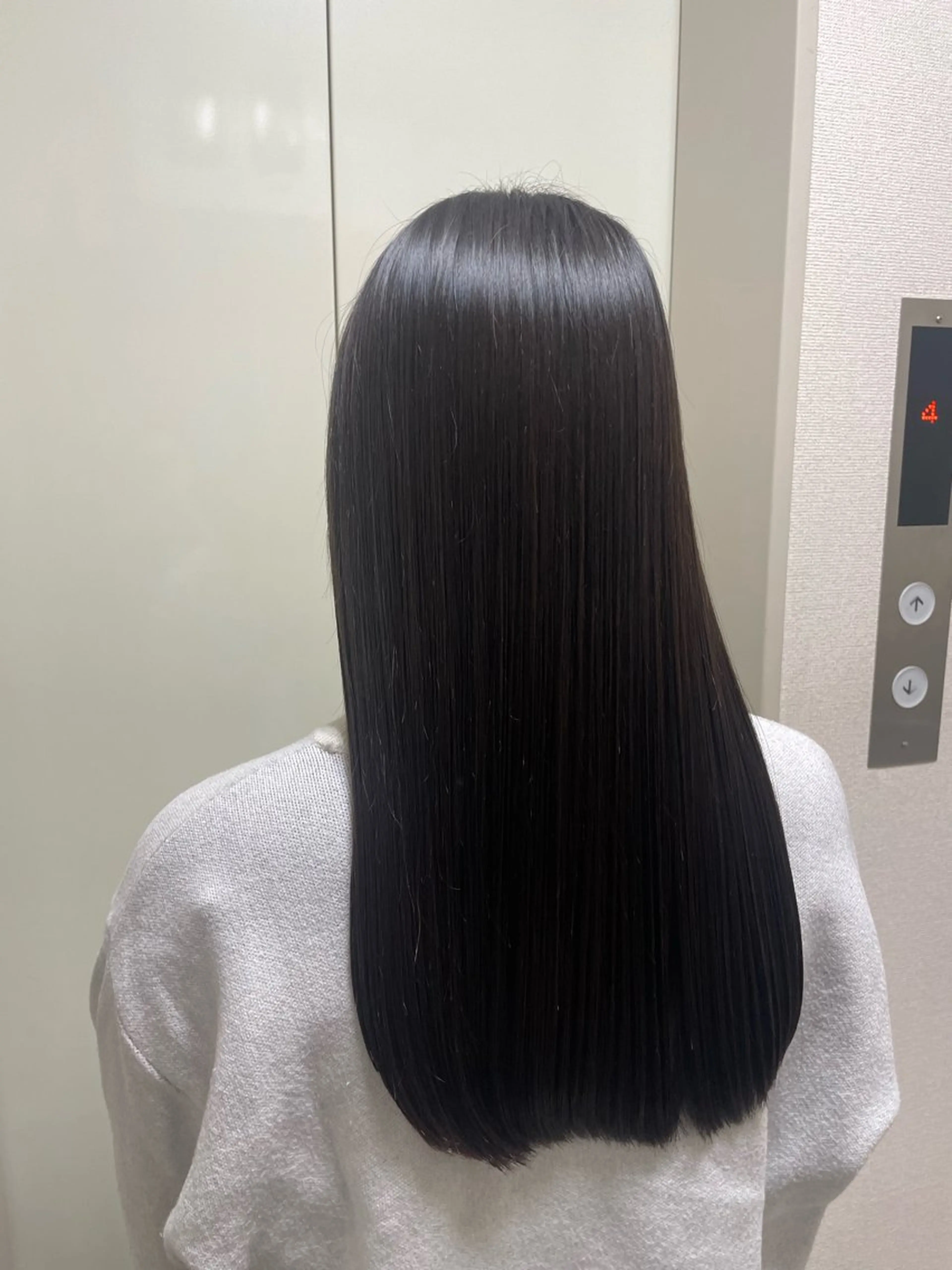 ロング カミヤマ リョウマのヘアスタイル