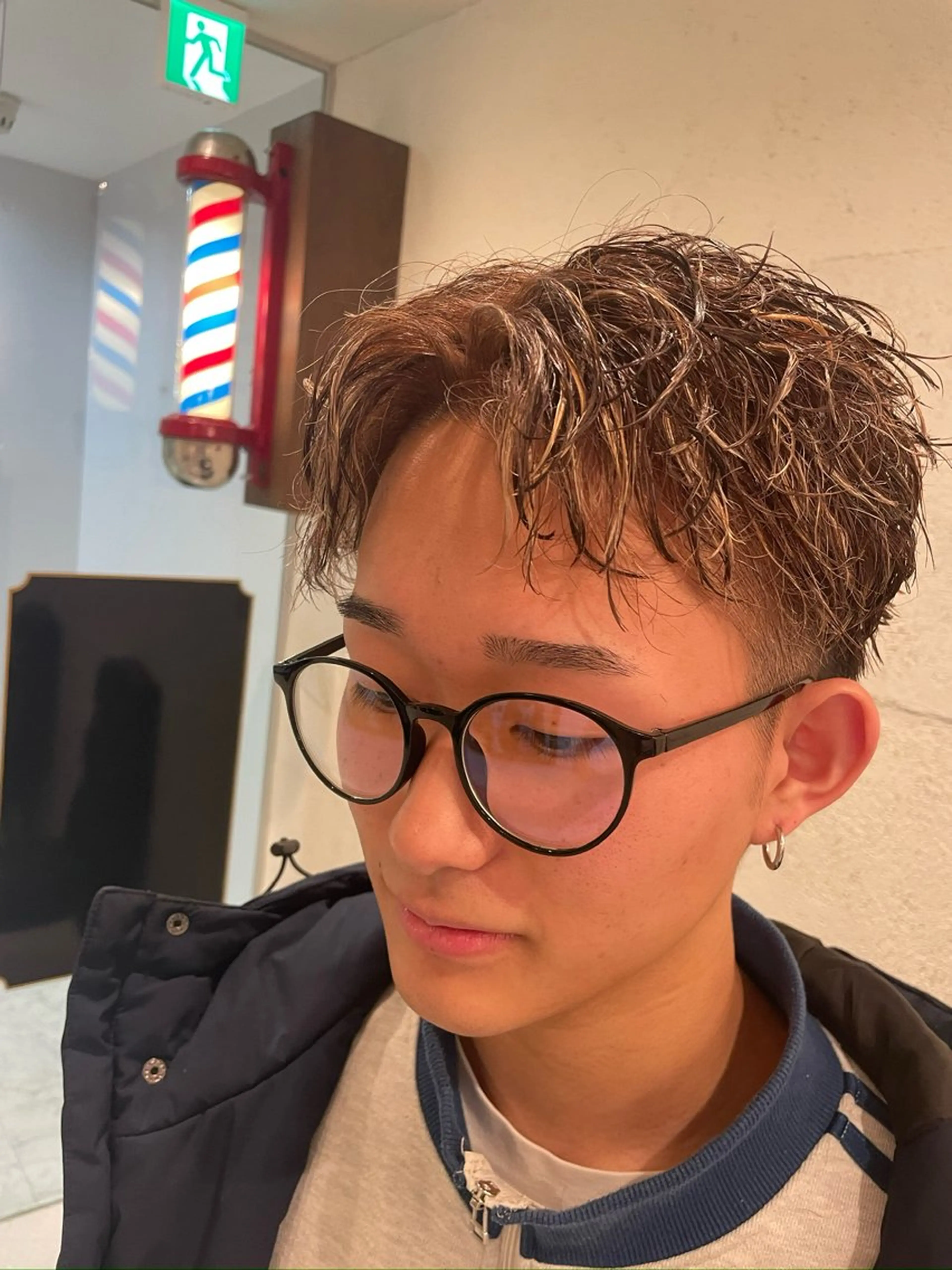 ミディアム メンズ センターパート 藤井 響のヘアスタイル