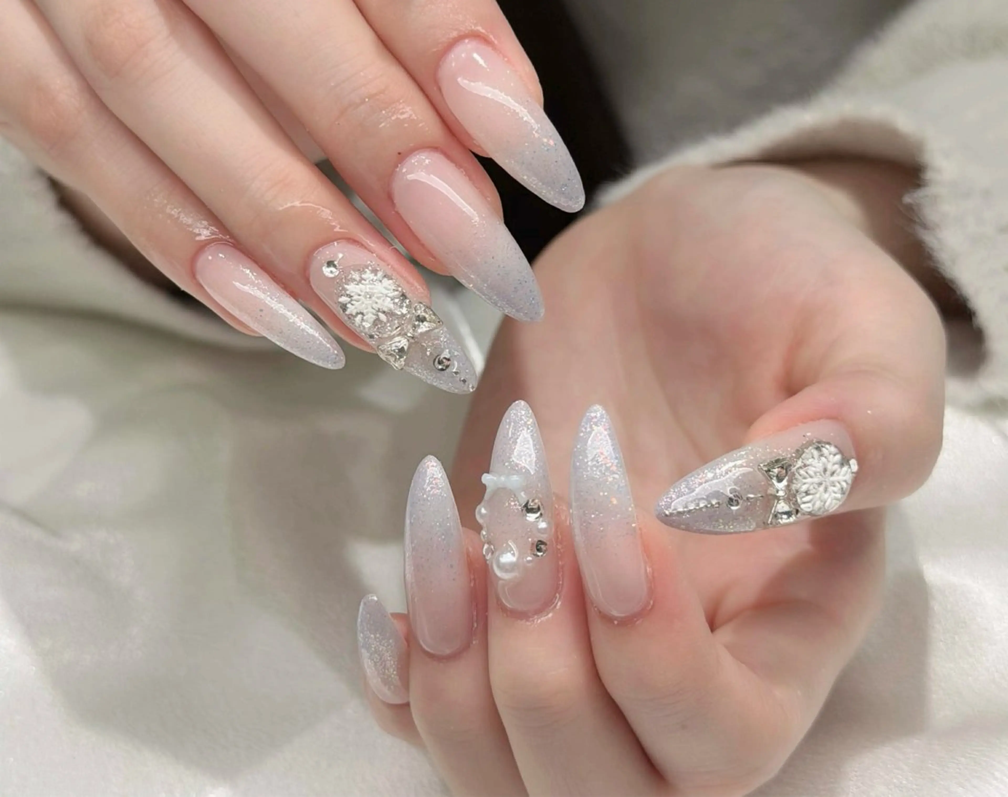 ネイル アートネイル ボルドー フレンチネイル 韓国ネイル 持ち込み ハンドネイル Hanni Nail Salon所属・Hanni ハンのネイルデザイン