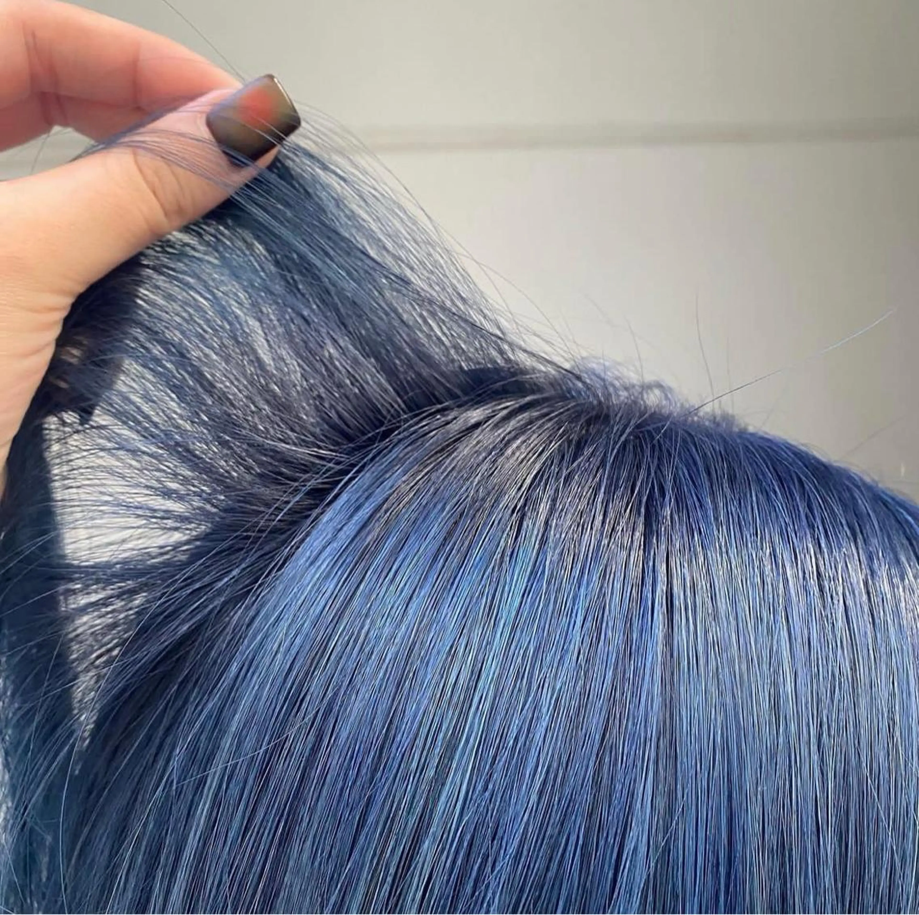 カラー ブルーカラー ネイビーカラー 中村 彩夏のヘアスタイル