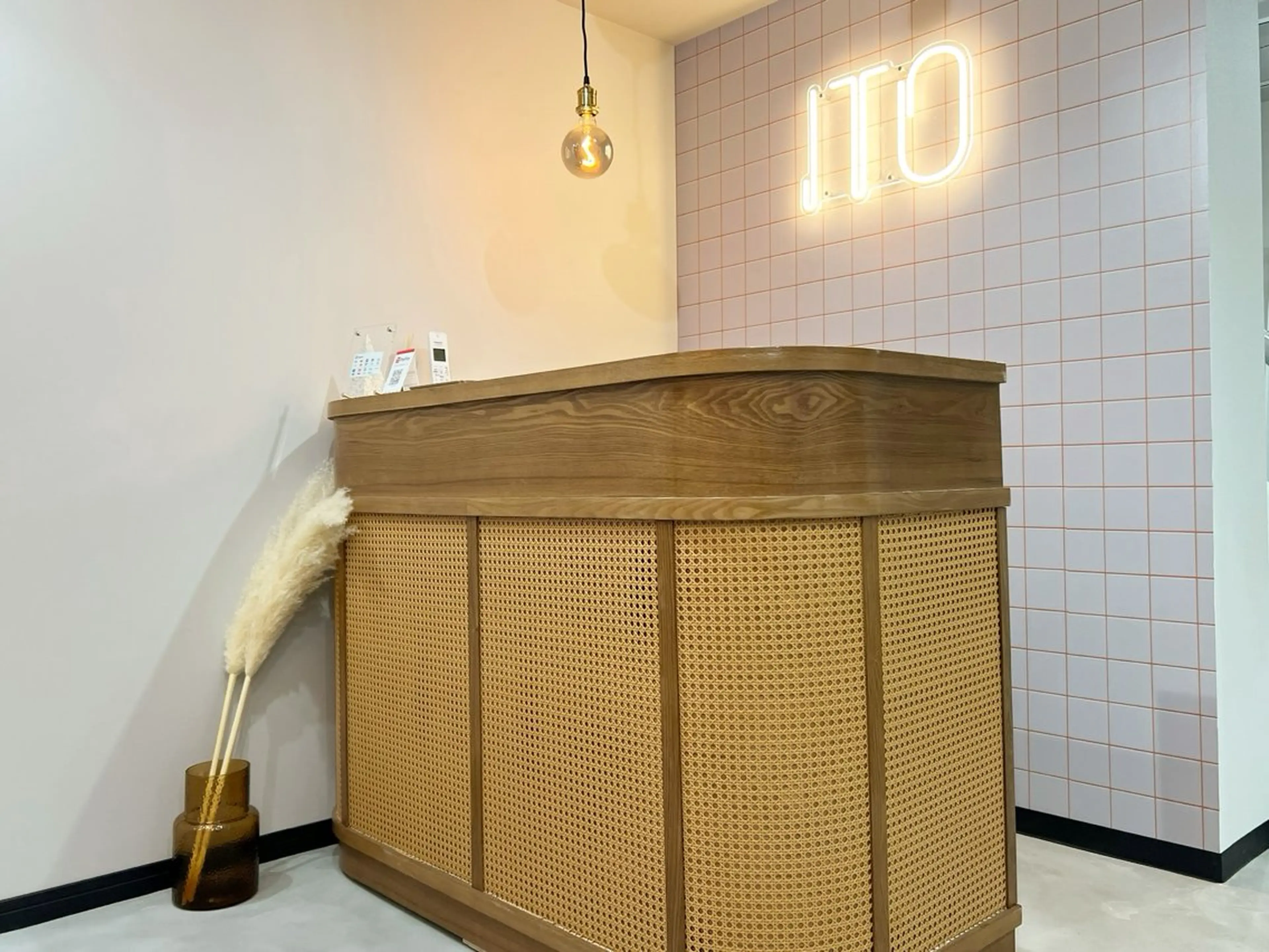 マツエク・マツパ 束感まつ毛 フラットラッシュ 韓国風マツエク パリジェンヌラッシュリフト まつげパーマ ito 小山綾花のマツエク・マツパデザイン