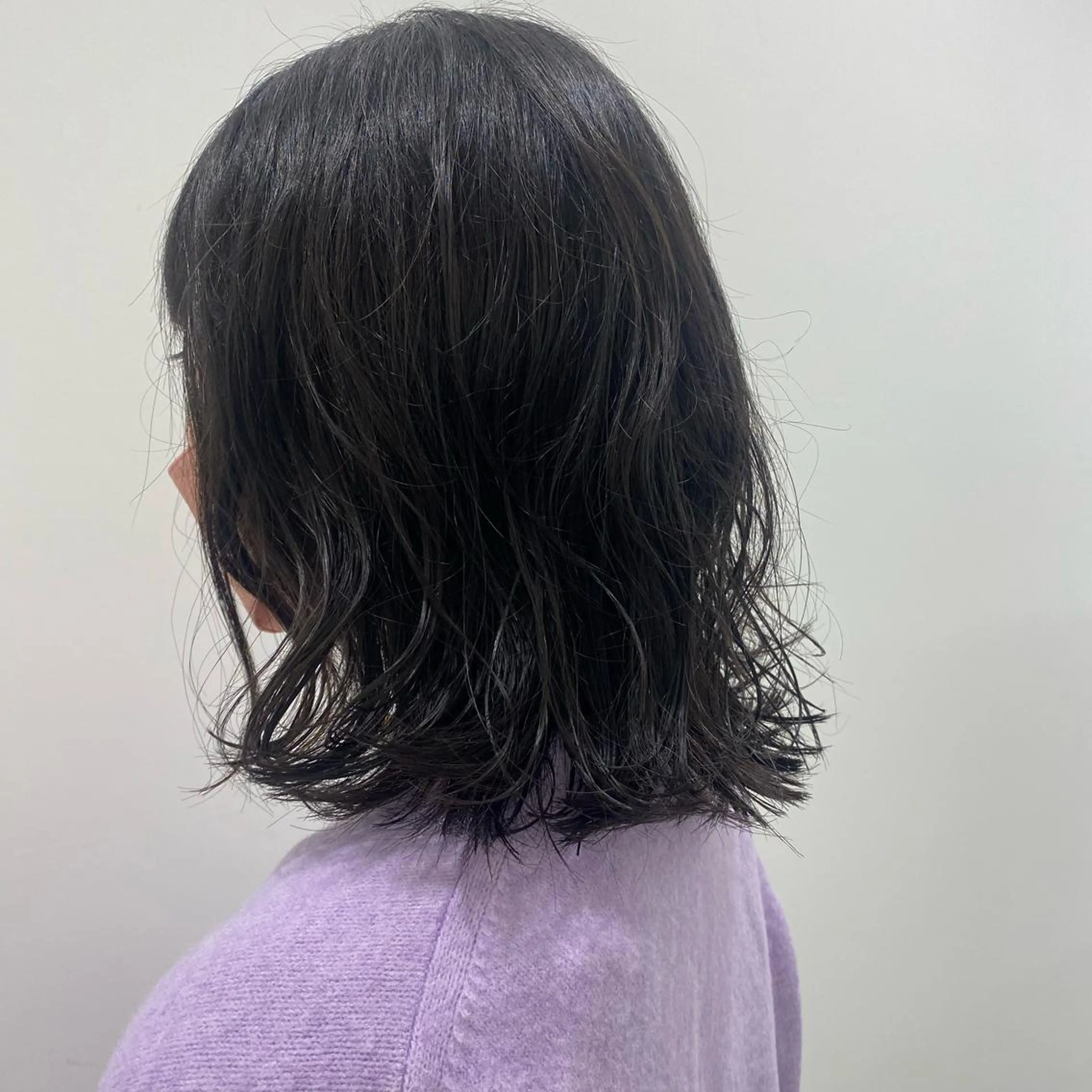 ミディアム ミディアムパーマ 丸山 純奈のヘアスタイル